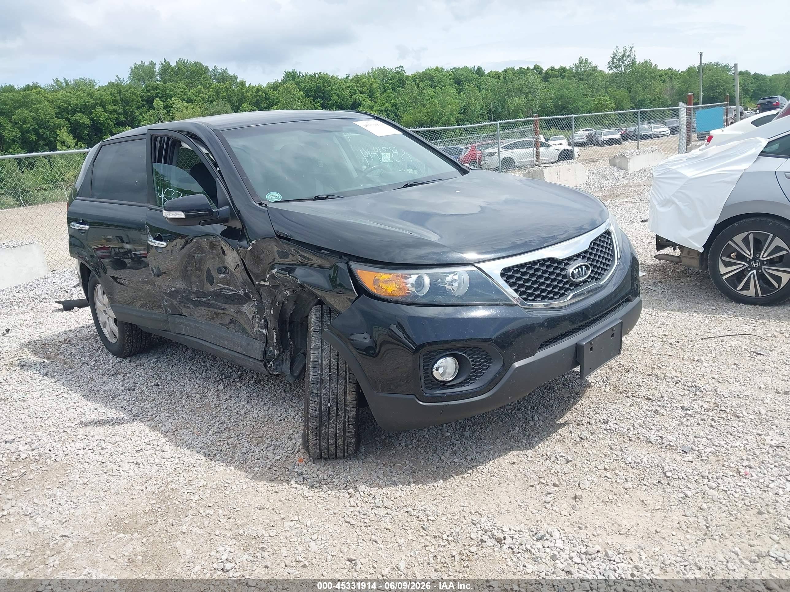 2013 Kia Sorento Lx Black vin: 5XYKT4A16DG418707