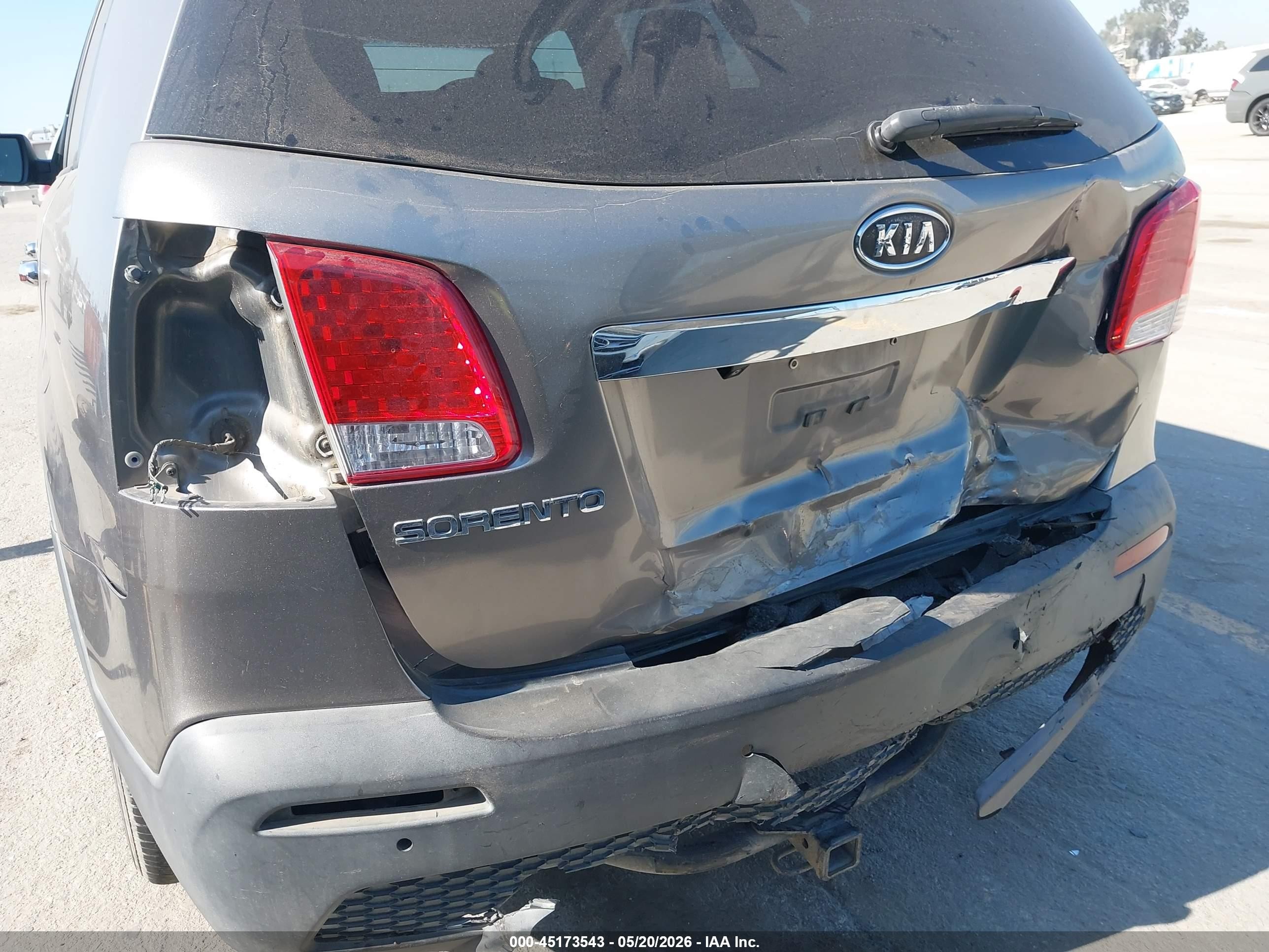 2011 Kia Sorento Lx Gray vin: 5XYKT4A18BG098657