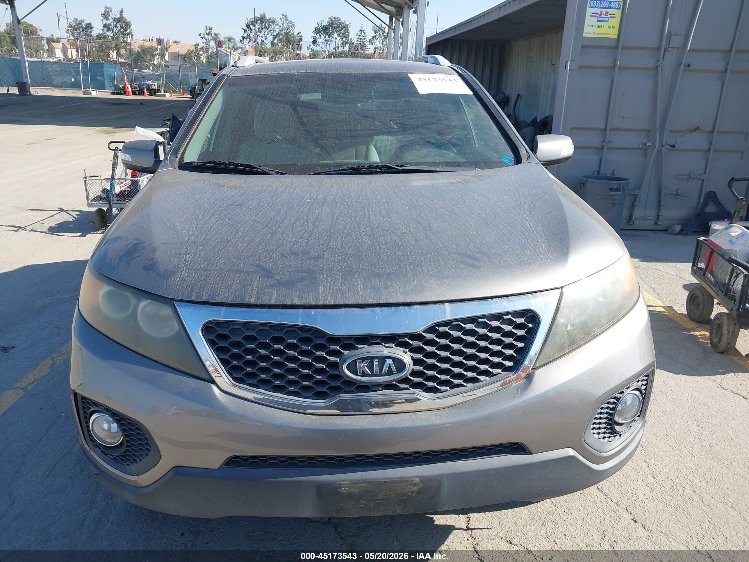 2011 Kia Sorento Lx Gray vin: 5XYKT4A18BG098657