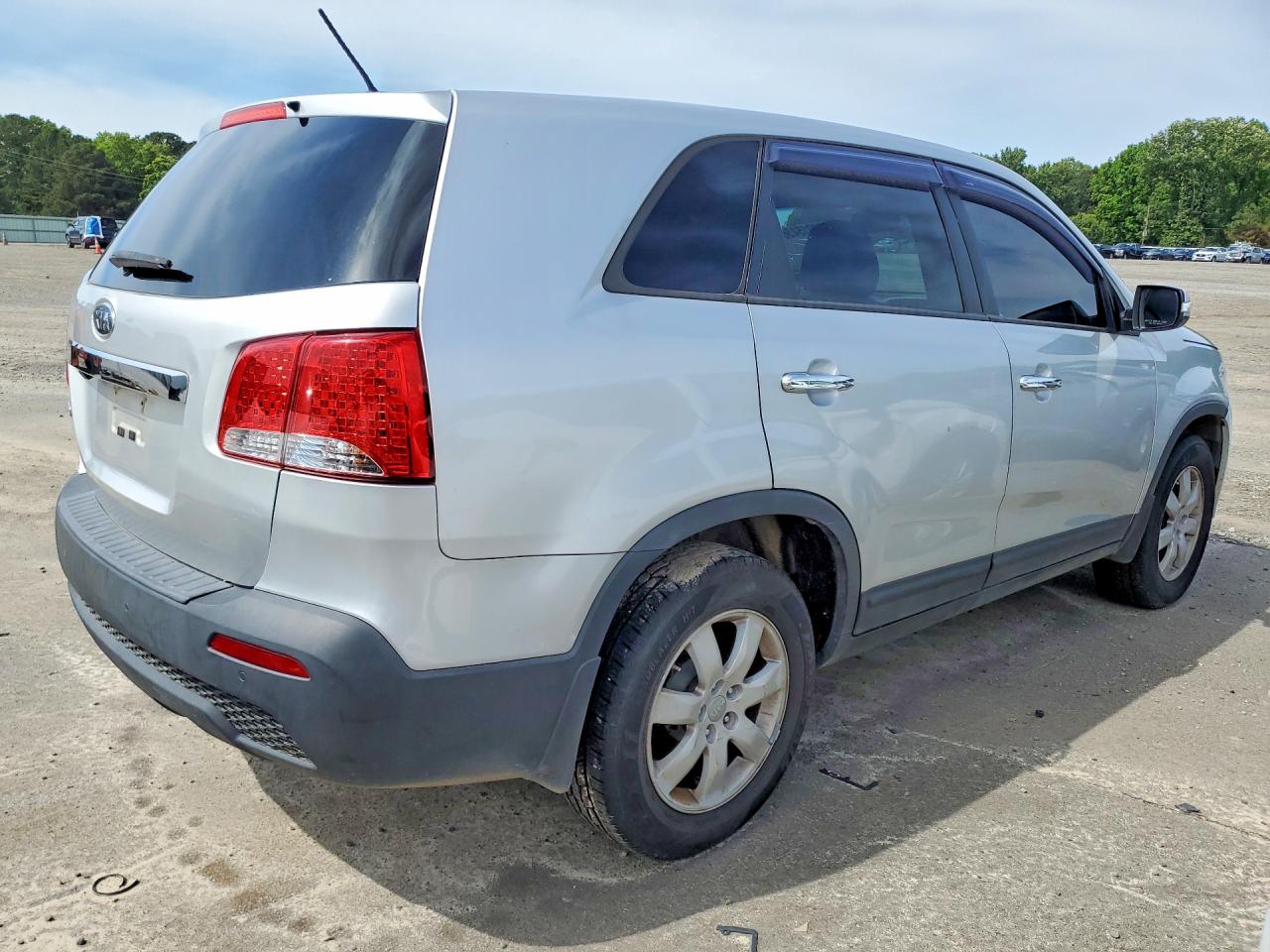2013 Kia Sorento Lx Silver vin: 5XYKT4A18DG393499