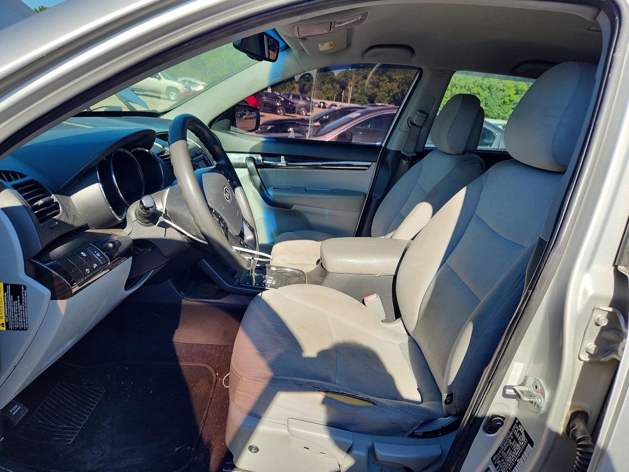 2013 Kia Sorento Lx Silver vin: 5XYKT4A18DG393499