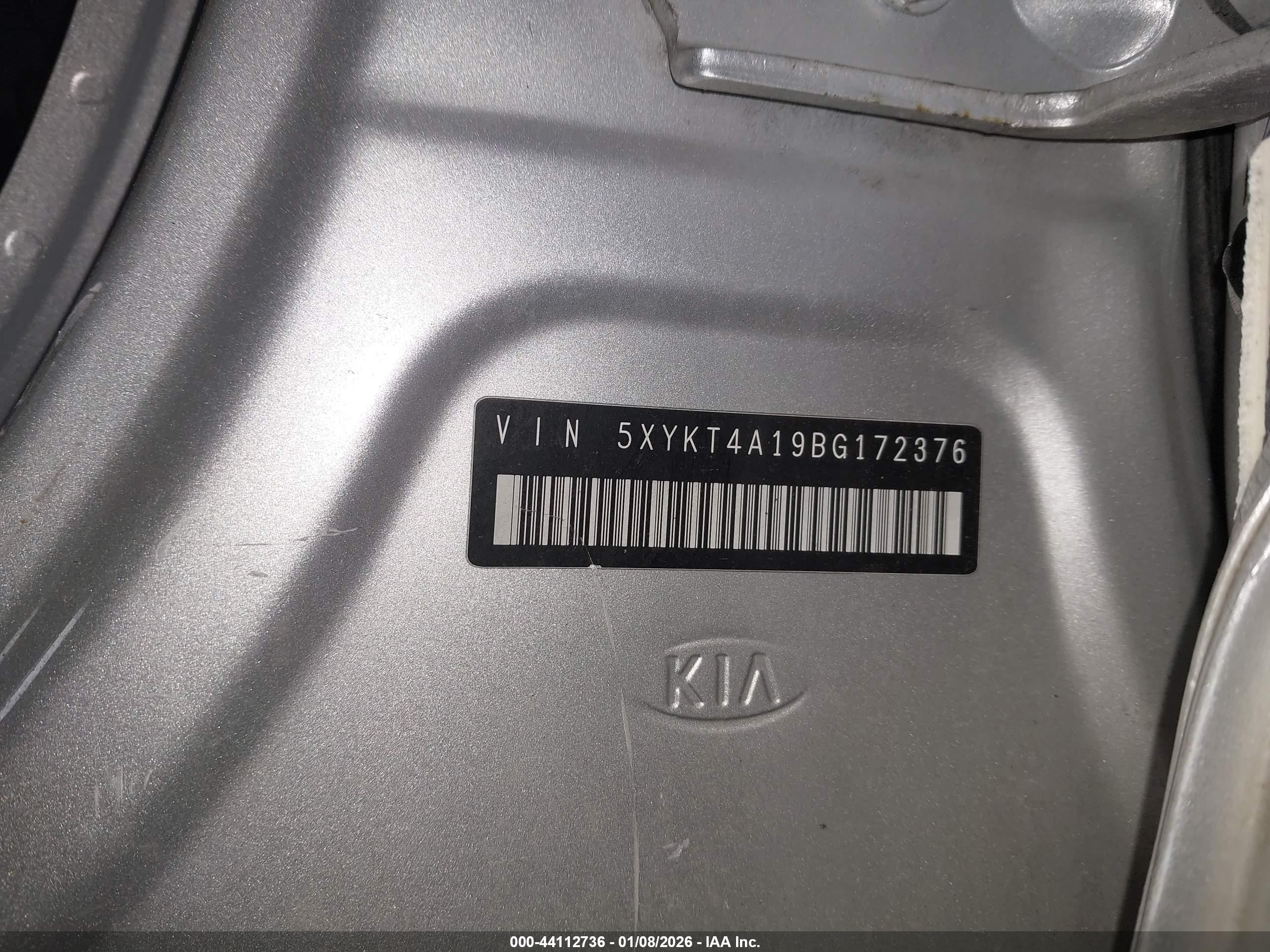 2011 Kia Sorento Lx Silver vin: 5XYKT4A19BG172376
