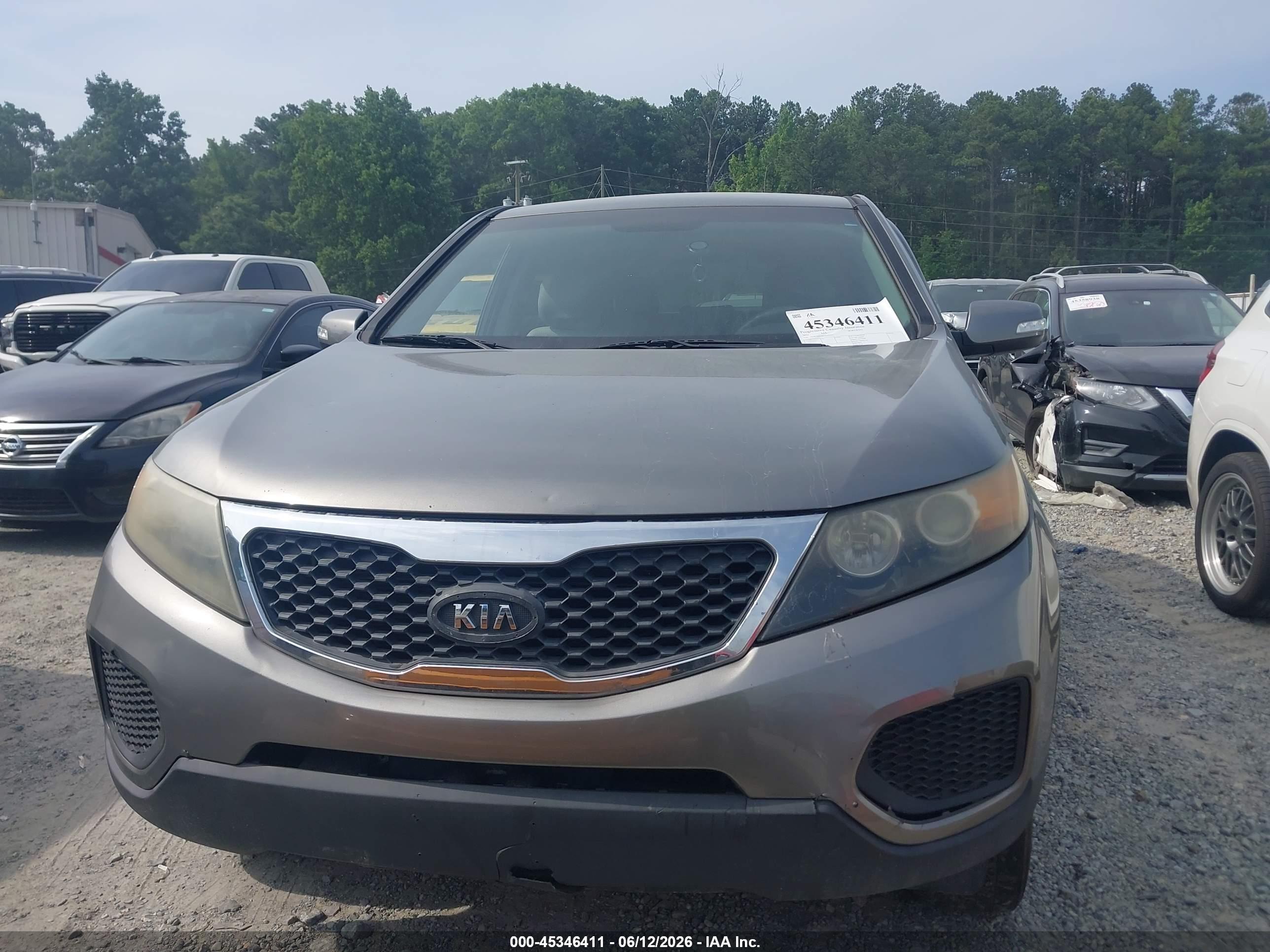 2012 Kia Sorento Lx Серый vin: 5XYKT4A1XCG243571