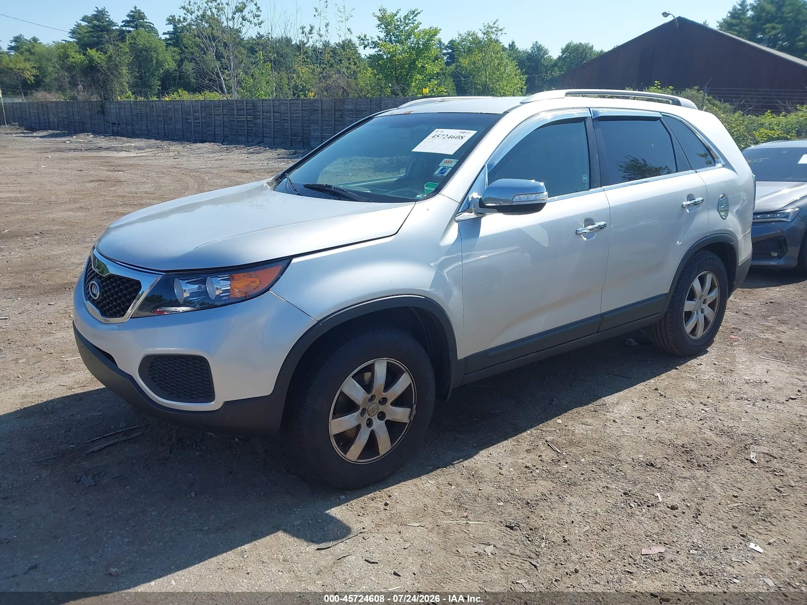 2013 Kia Sorento Lx V6 White vin: 5XYKT4A21DG322833