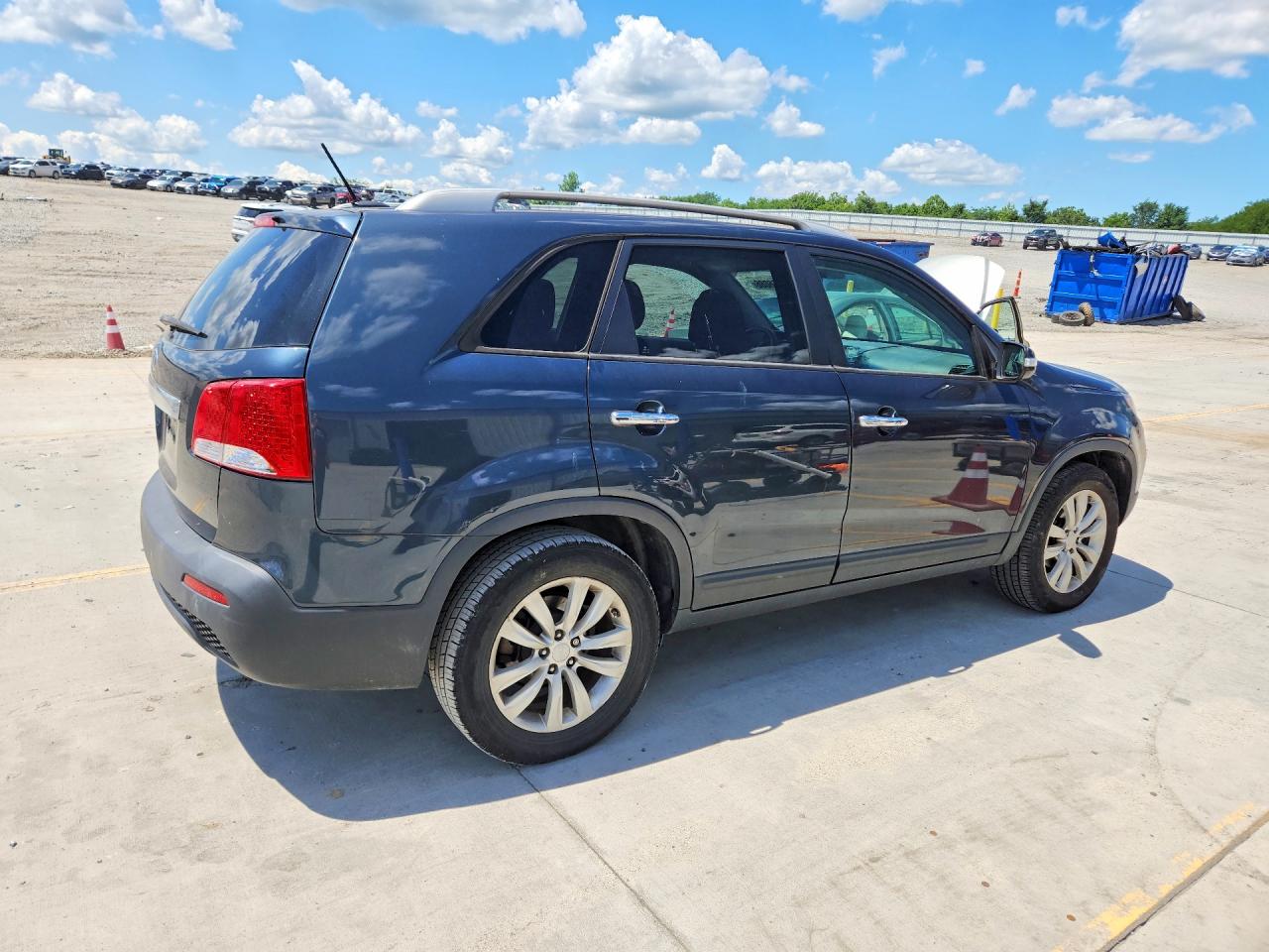 2011 Kia Sorento Lx Синий vin: 5XYKT4A22BG080163