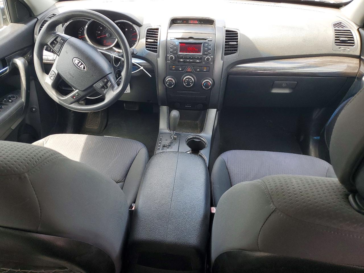 2012 Kia Sorento Lx Burgundy vin: 5XYKT4A22CG201324