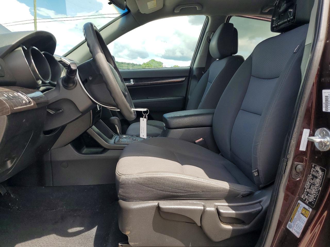 2012 Kia Sorento Lx Burgundy vin: 5XYKT4A22CG201324