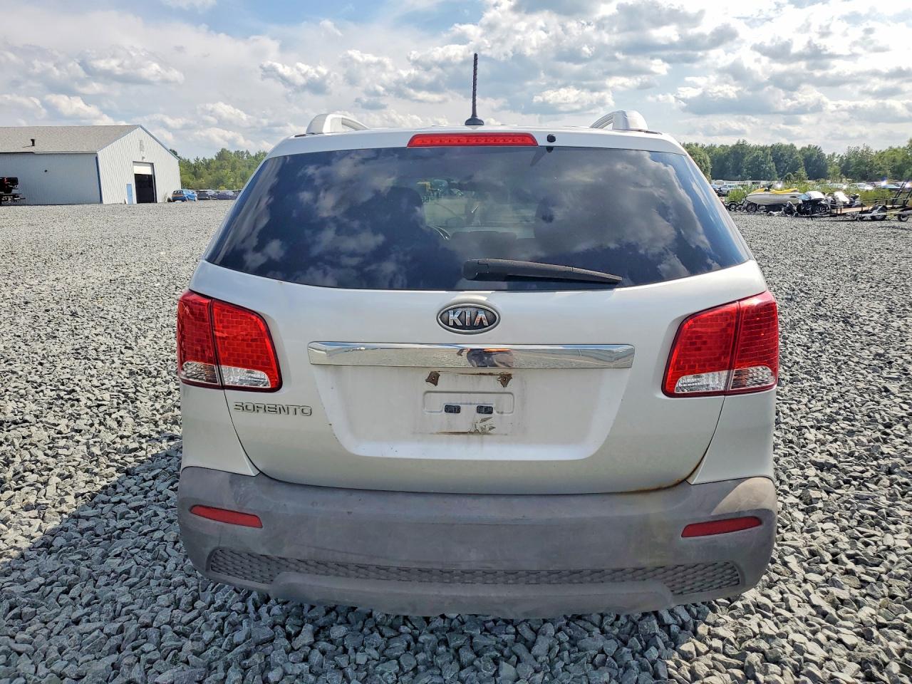 2012 Kia Sorento Lx Silver vin: 5XYKT4A22CG253200