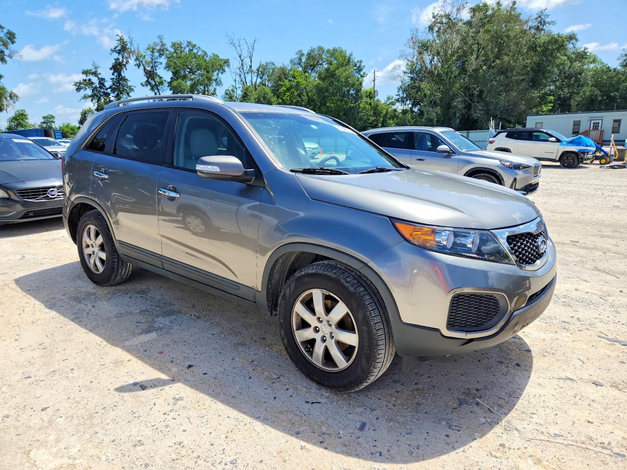 2013 Kia Sorento Lx Gray vin: 5XYKT4A22DG402772