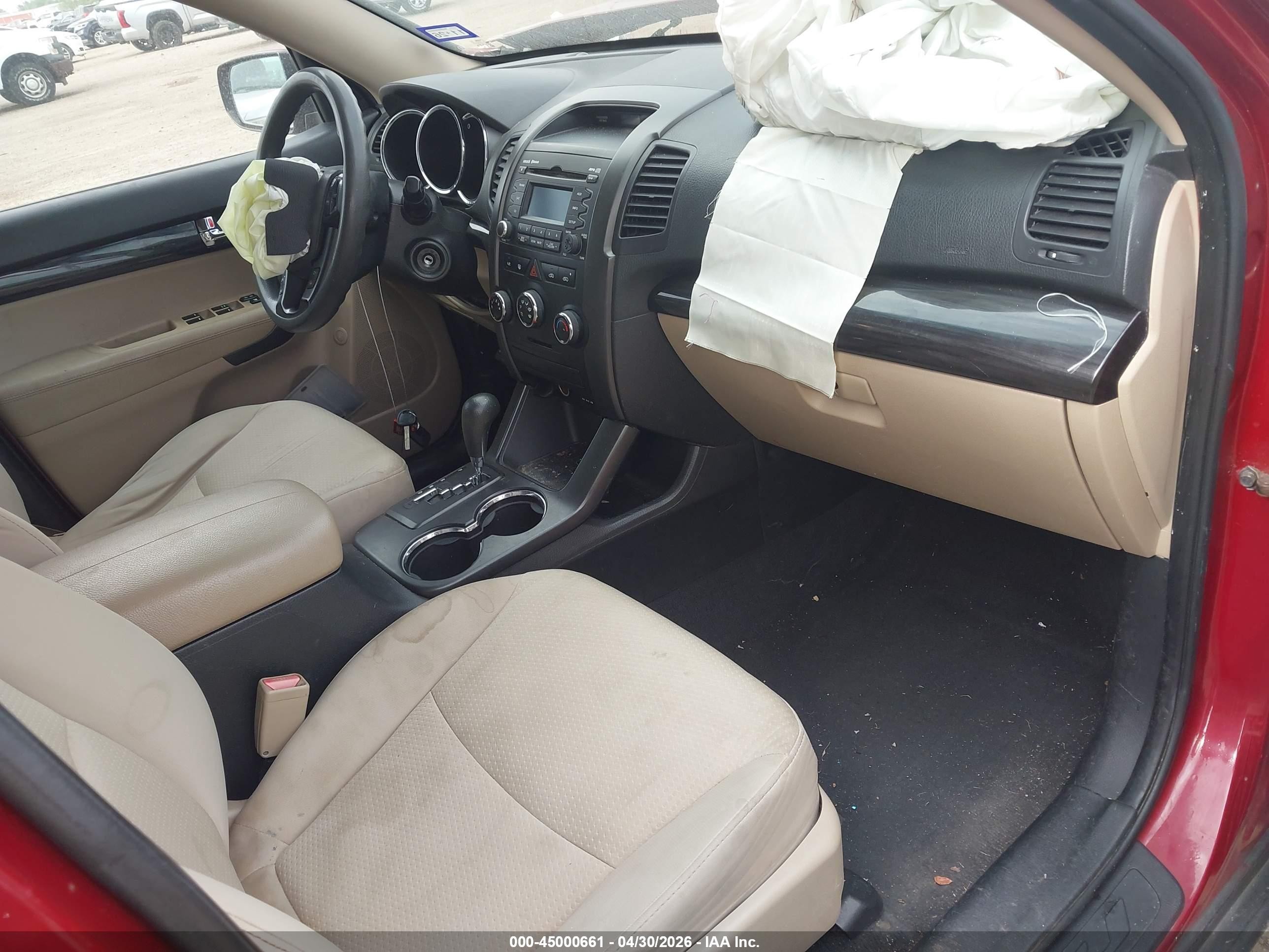 2013 Kia Sorento Lx V6 Red vin: 5XYKT4A23DG372326