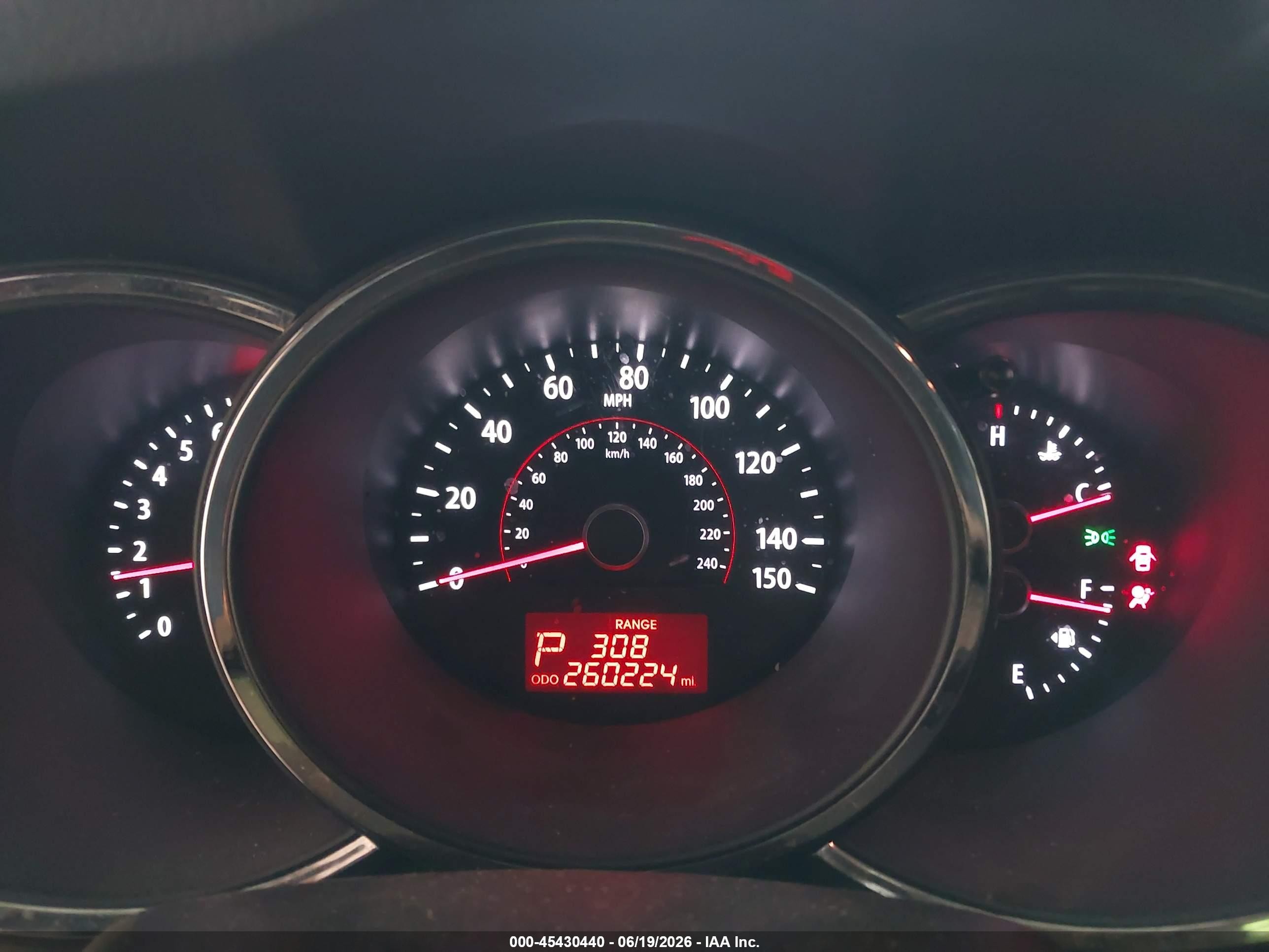 2013 Kia Sorento Lx V6 White vin: 5XYKT4A23DG381575