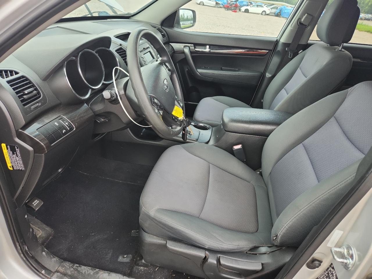2013 Kia Sorento Lx Silver vin: 5XYKT4A24DG402224