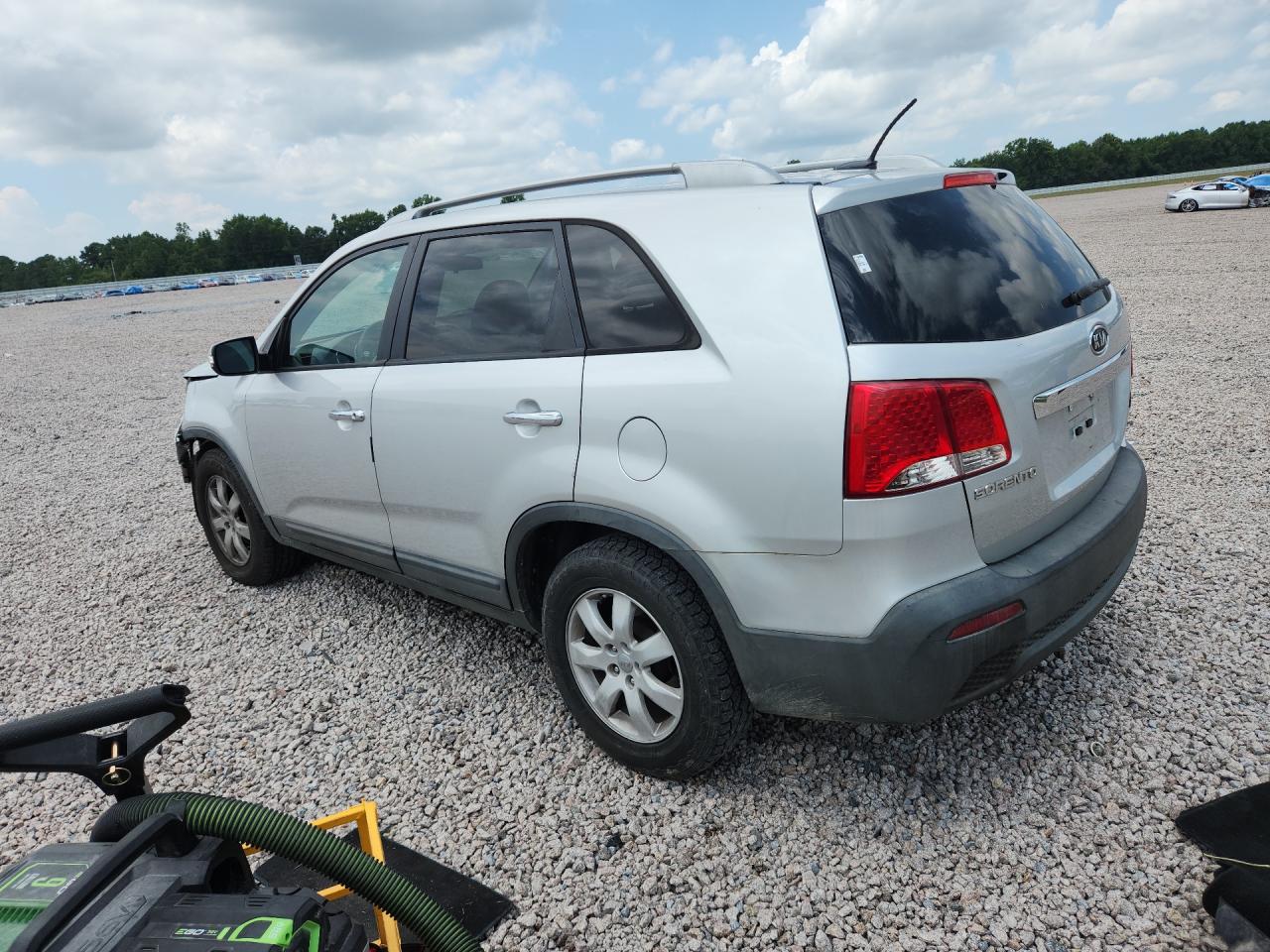 2013 Kia Sorento Lx Silver vin: 5XYKT4A24DG402224