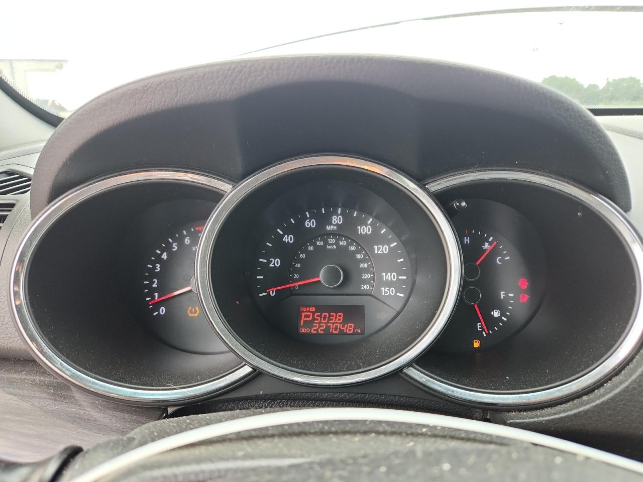 2013 Kia Sorento Lx Silver vin: 5XYKT4A24DG402224