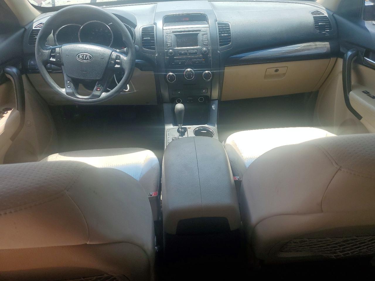 2013 Kia Sorento Lx Burgundy vin: 5XYKT4A25DG325329