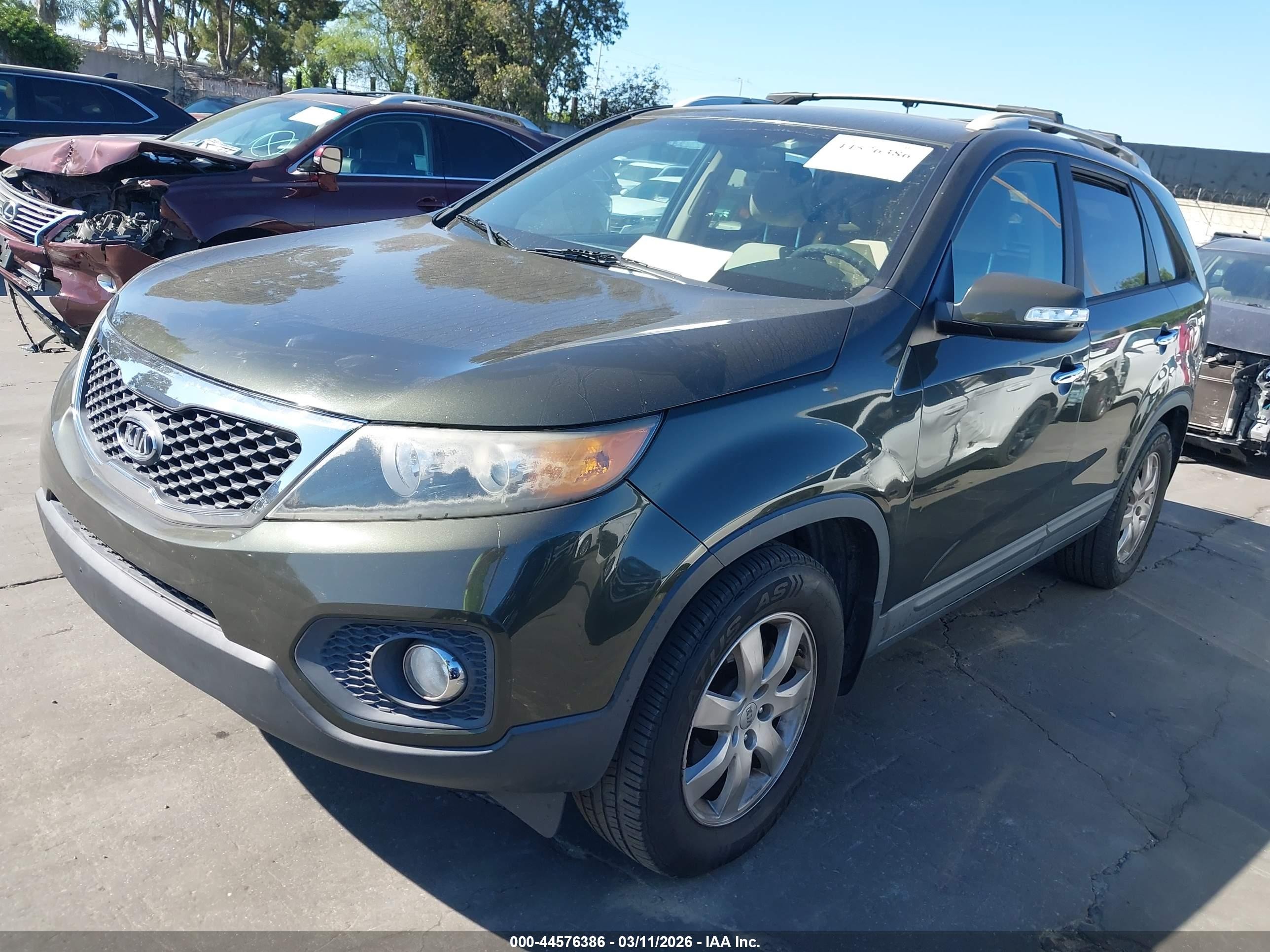 2013 Kia Sorento Lx V6 Green vin: 5XYKT4A25DG332250