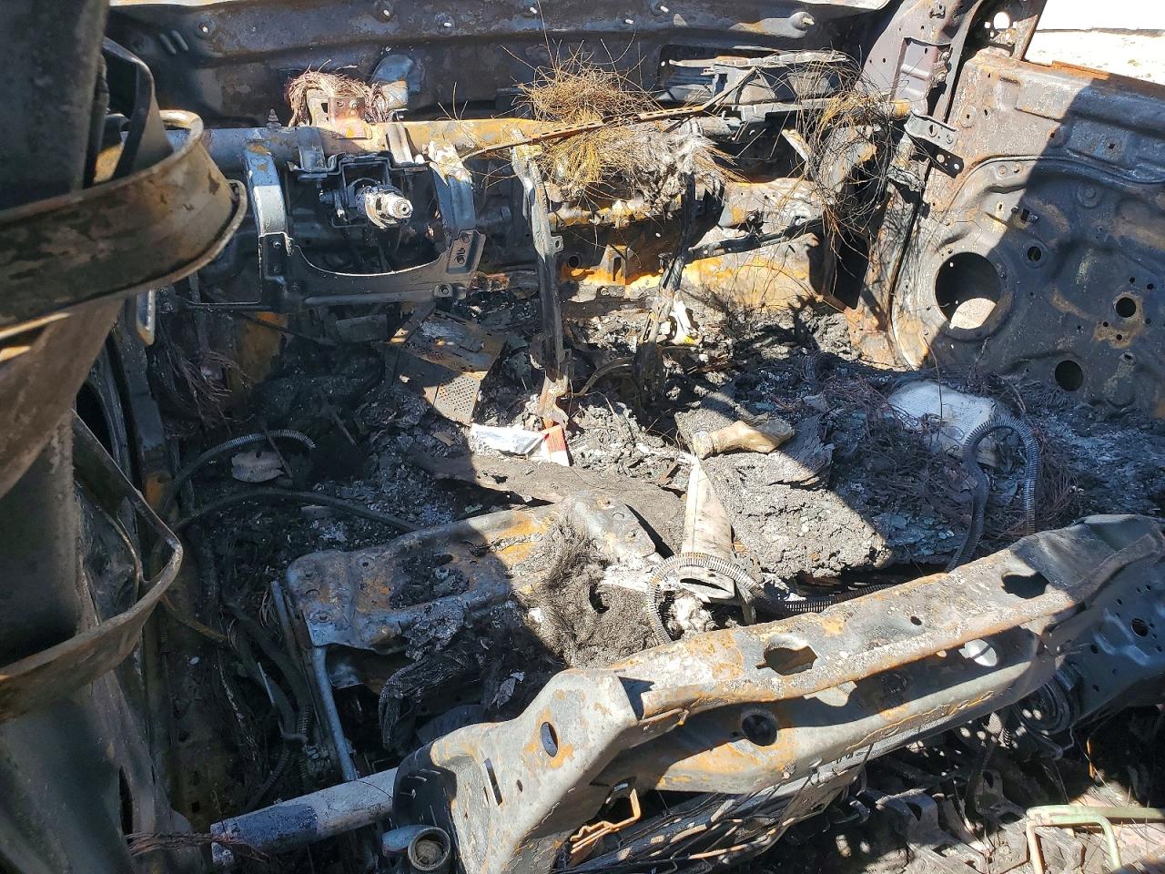 2013 Kia Sorento Burn vin: 5XYKT4A26DG420501
