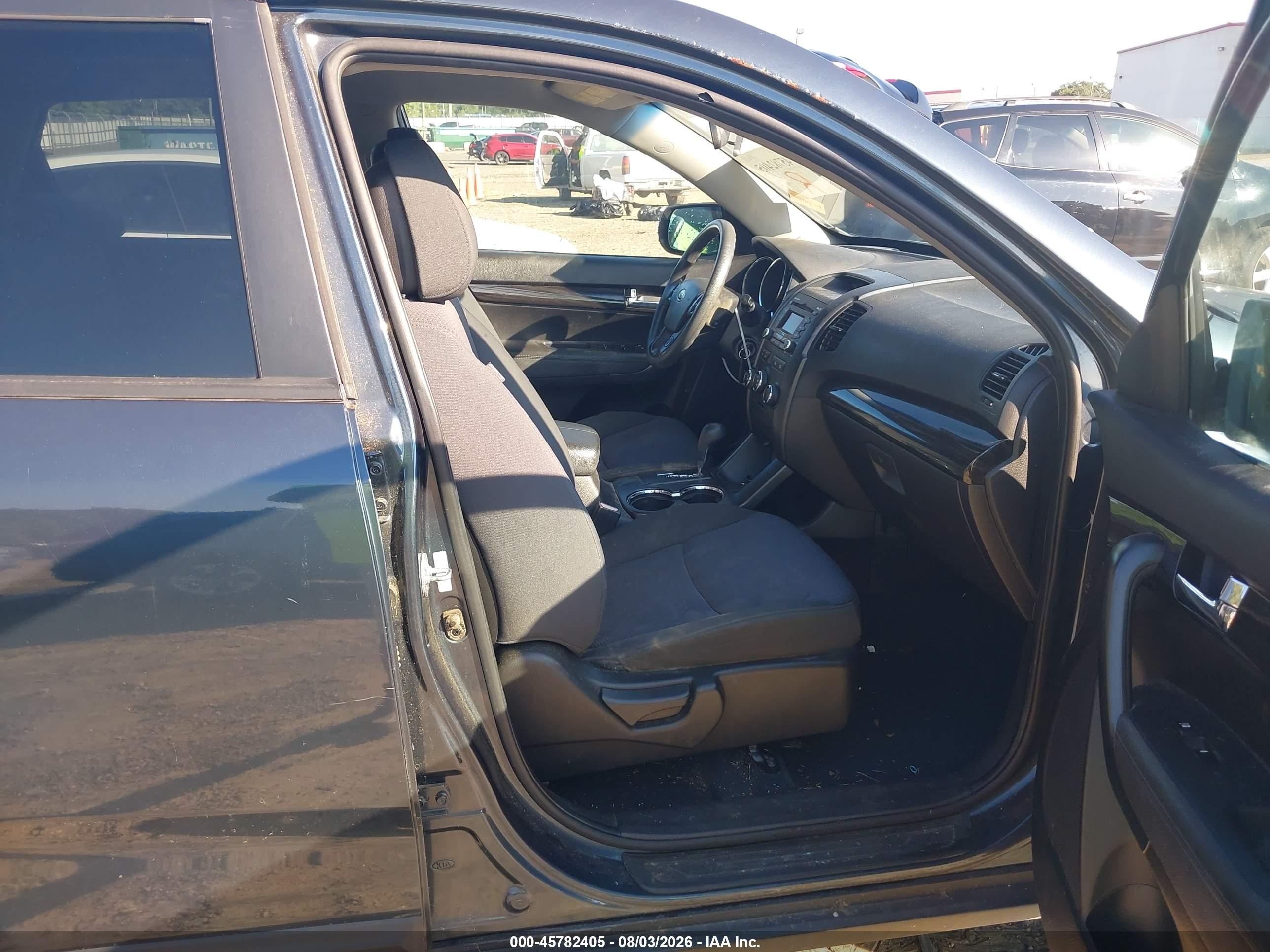 2011 Kia Sorento Lx V6 Черный vin: 5XYKT4A27BG148859