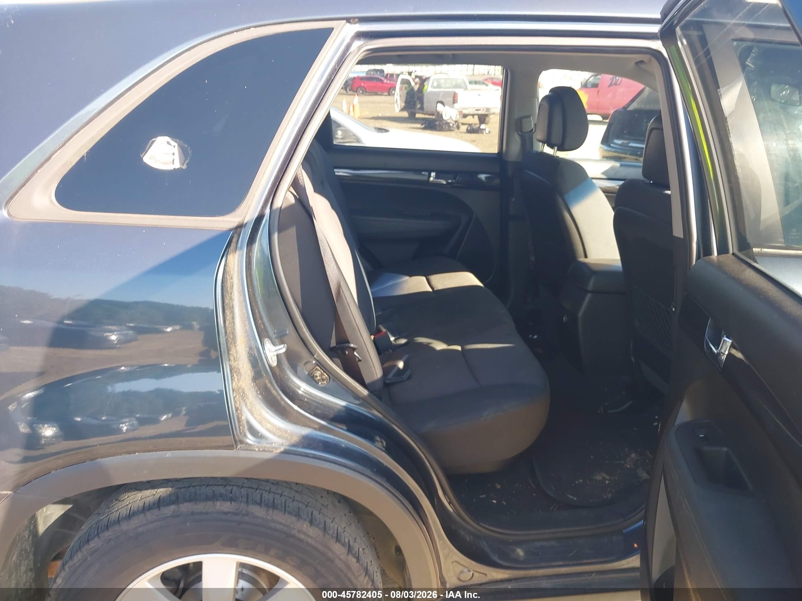 2011 Kia Sorento Lx V6 Черный vin: 5XYKT4A27BG148859