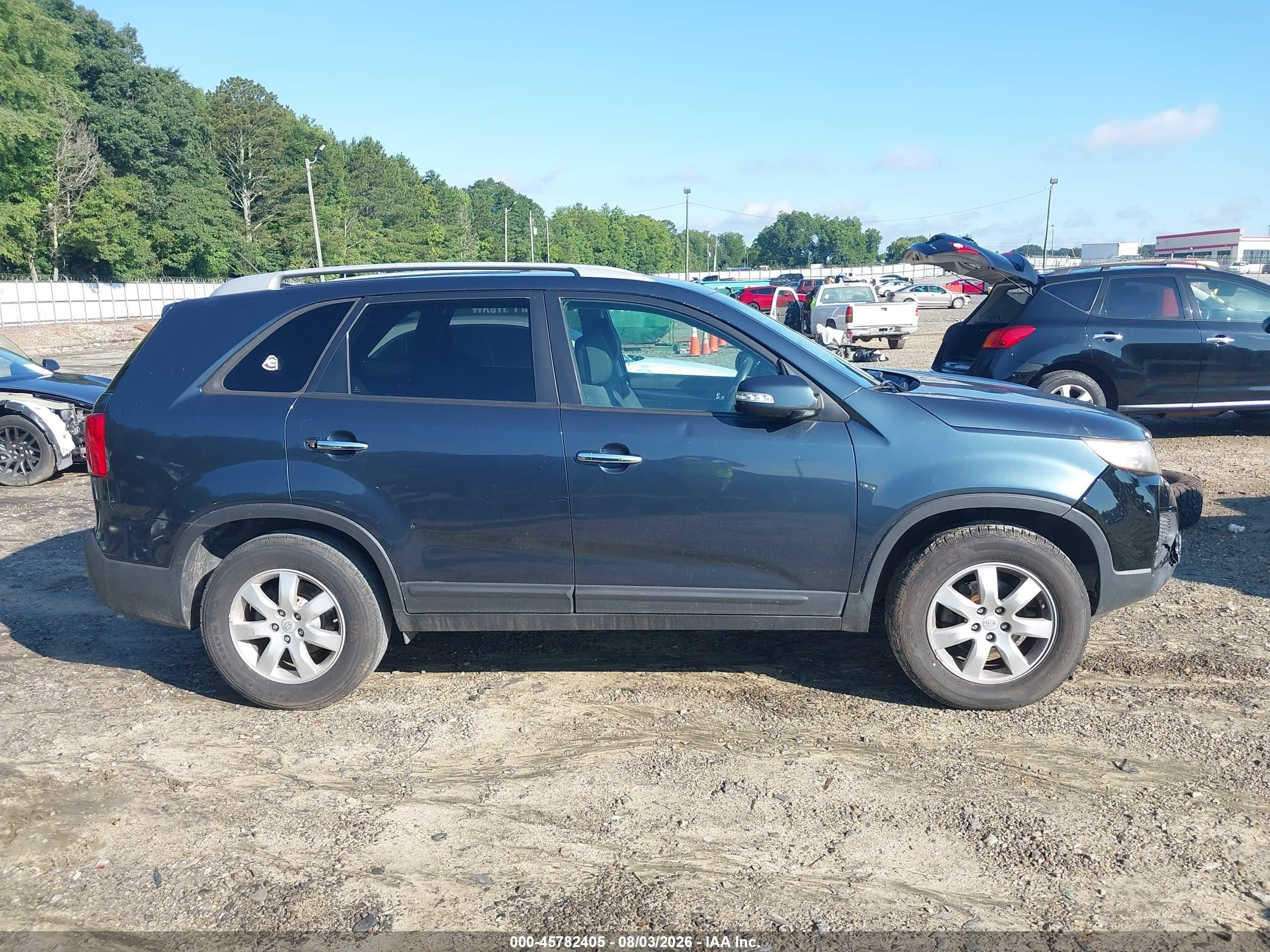 2011 Kia Sorento Lx V6 Черный vin: 5XYKT4A27BG148859