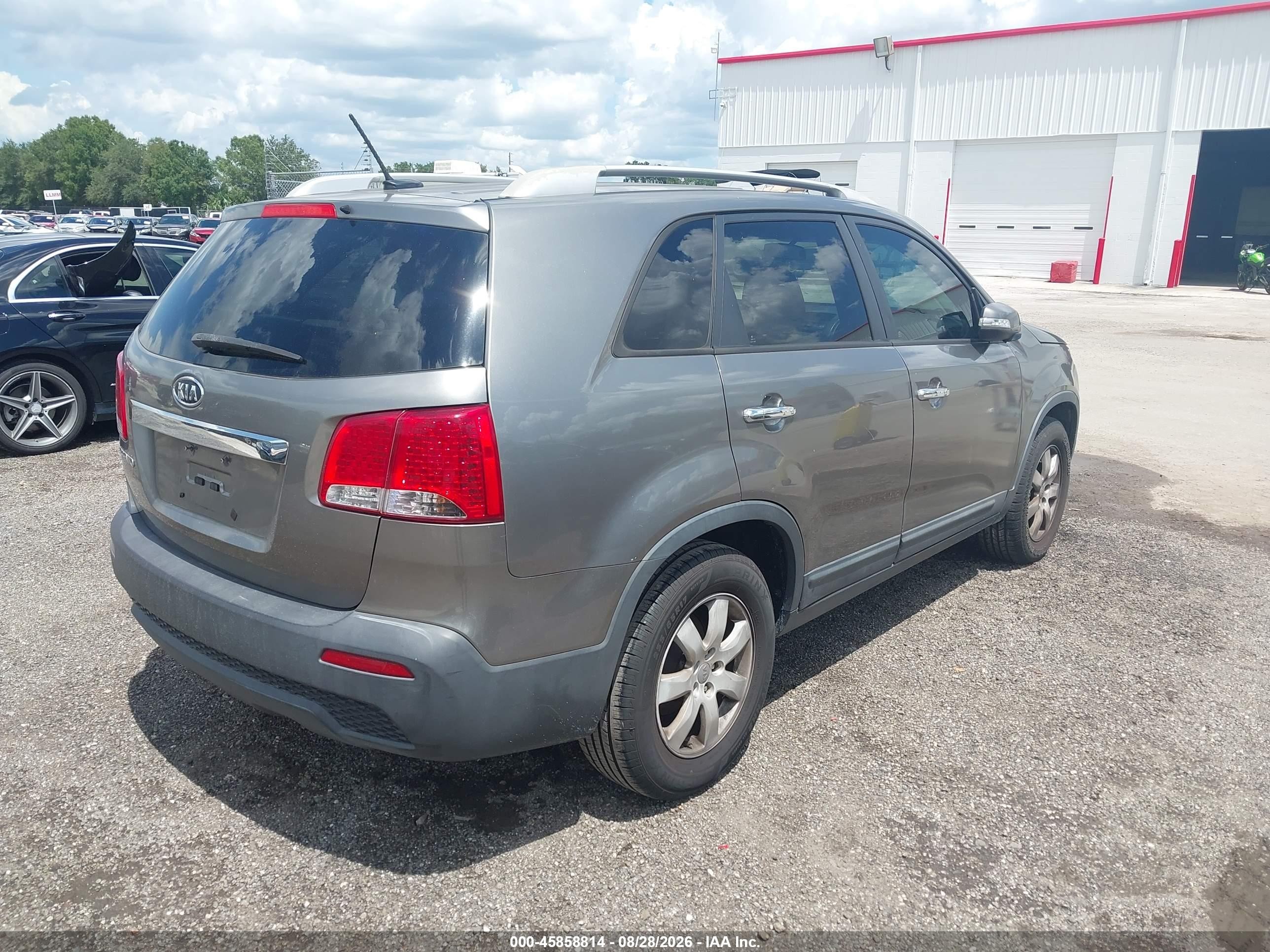 2013 Kia Sorento Lx V6 Gray vin: 5XYKT4A27DG401990