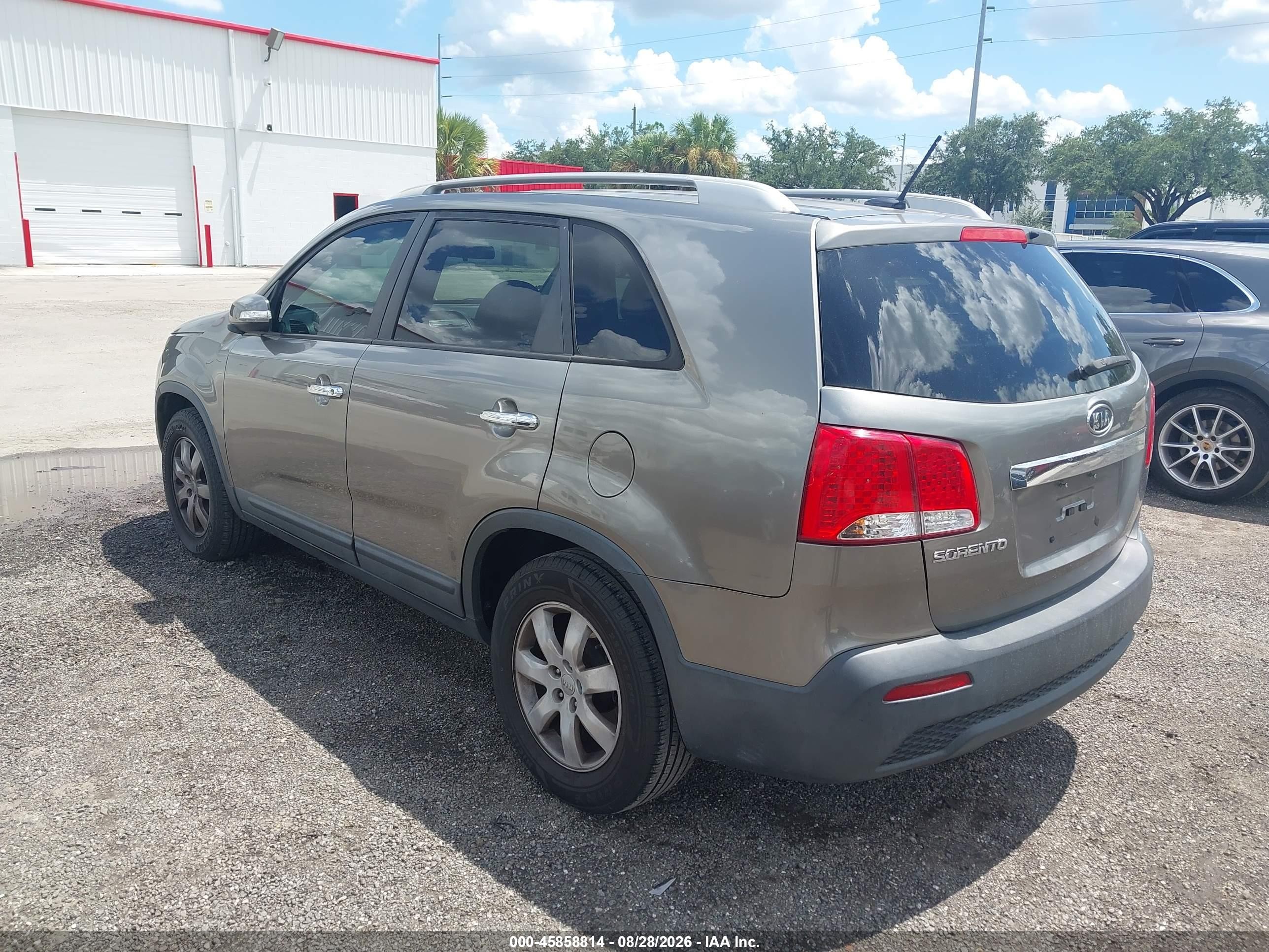 2013 Kia Sorento Lx V6 Gray vin: 5XYKT4A27DG401990