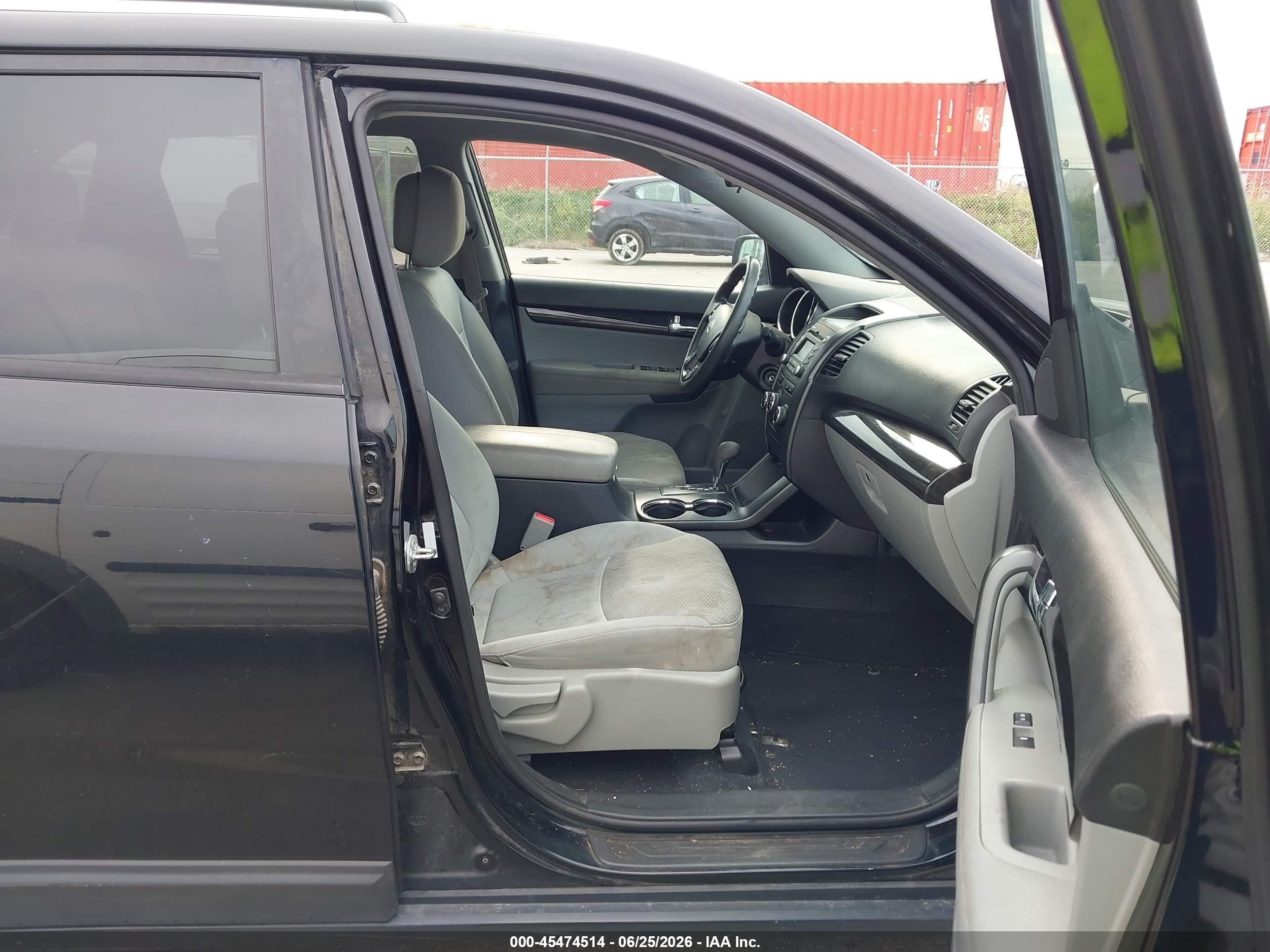 2013 Kia Sorento Lx V6 Black vin: 5XYKT4A28DG323252