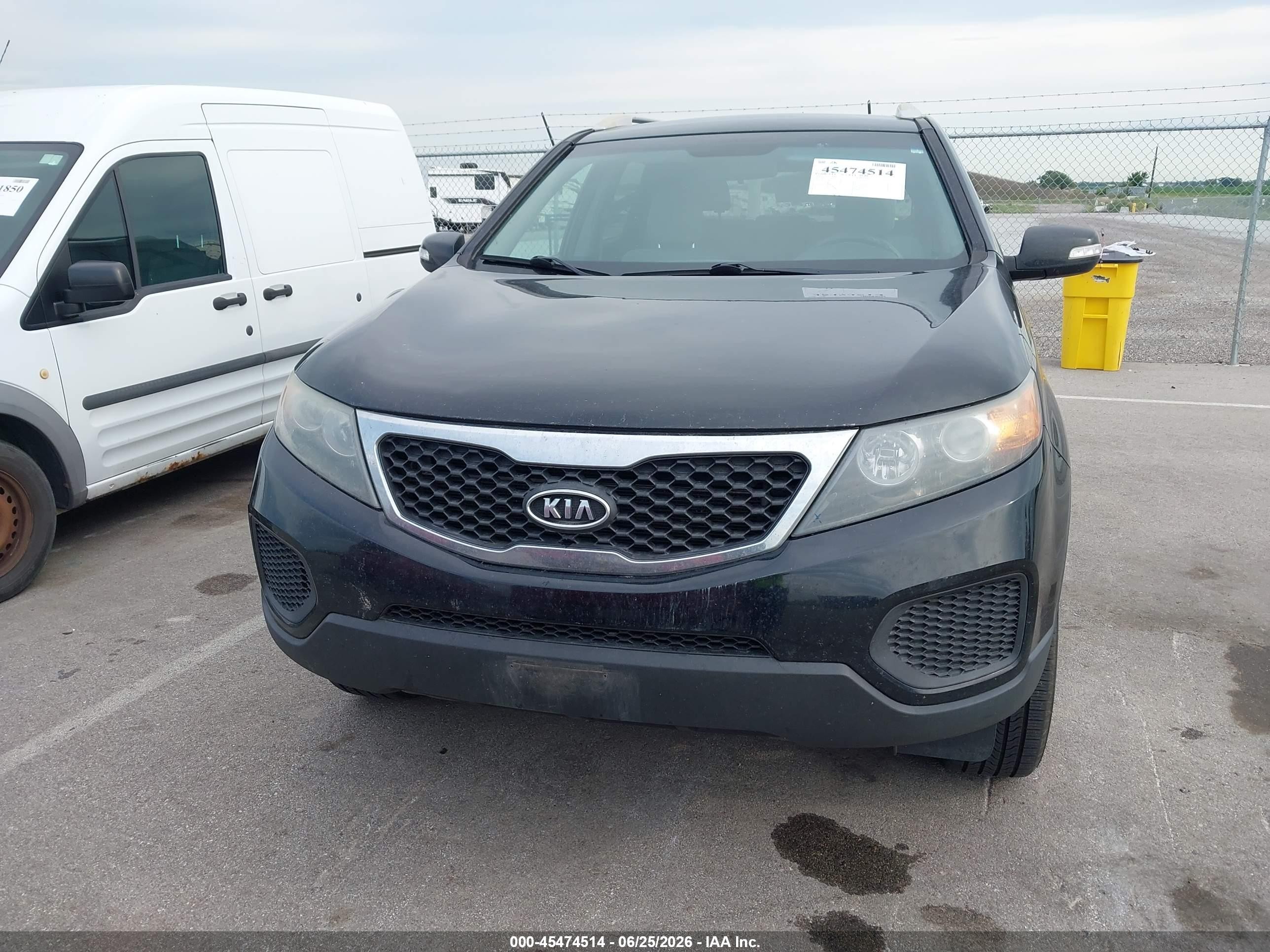 2013 Kia Sorento Lx V6 Black vin: 5XYKT4A28DG323252
