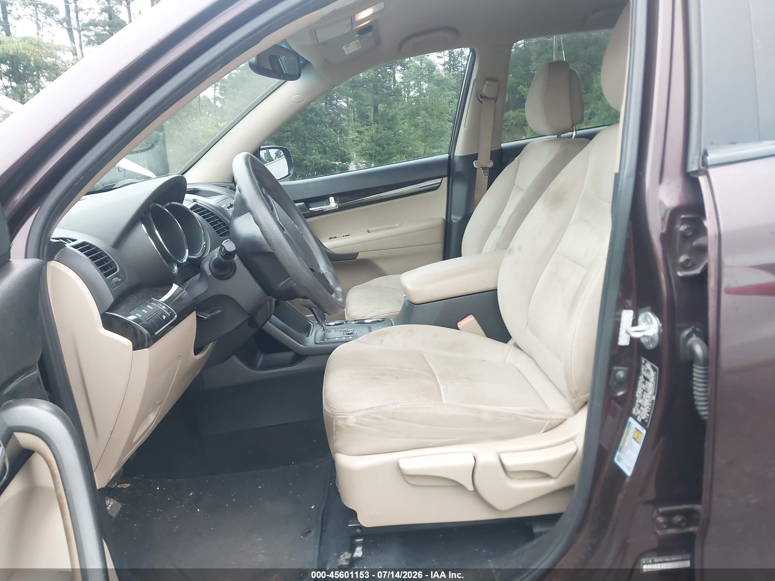 2011 Kia Sorento Lx V6 Burgundy vin: 5XYKT4A29BG081519