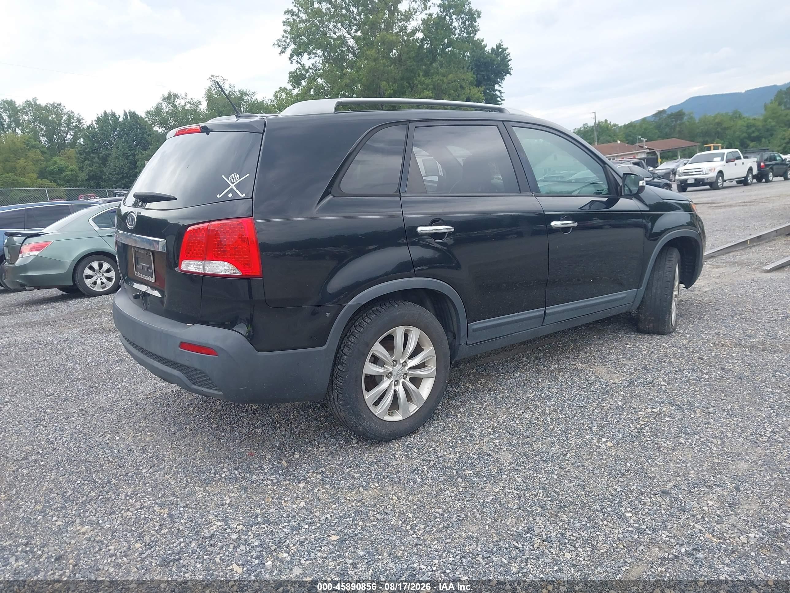 2011 Kia Sorento Lx V6 Черный vin: 5XYKT4A29BG097445
