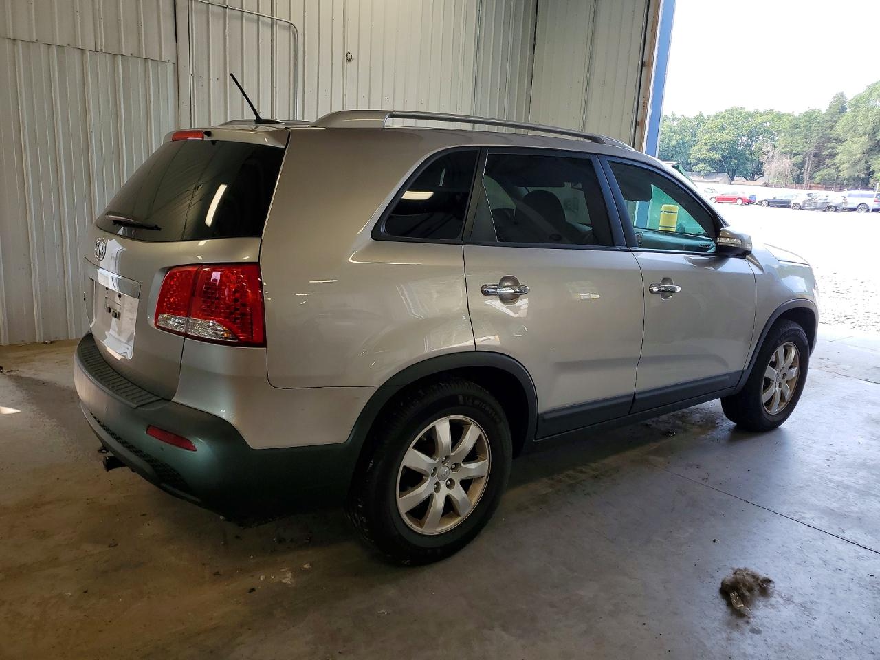 2013 Kia Sorento Lx Silver vin: 5XYKT4A29DG329318