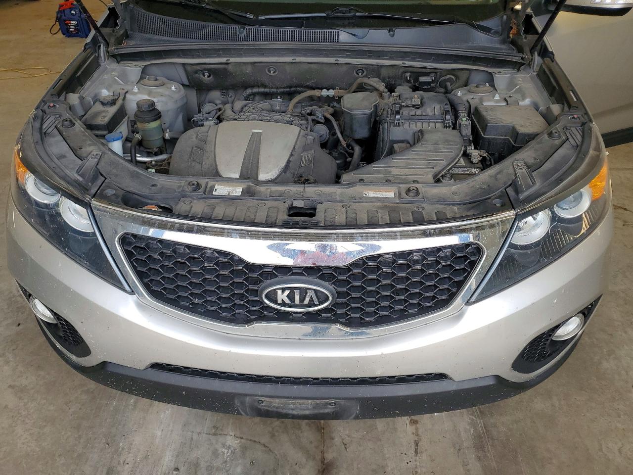 2013 Kia Sorento Lx Silver vin: 5XYKT4A29DG329318