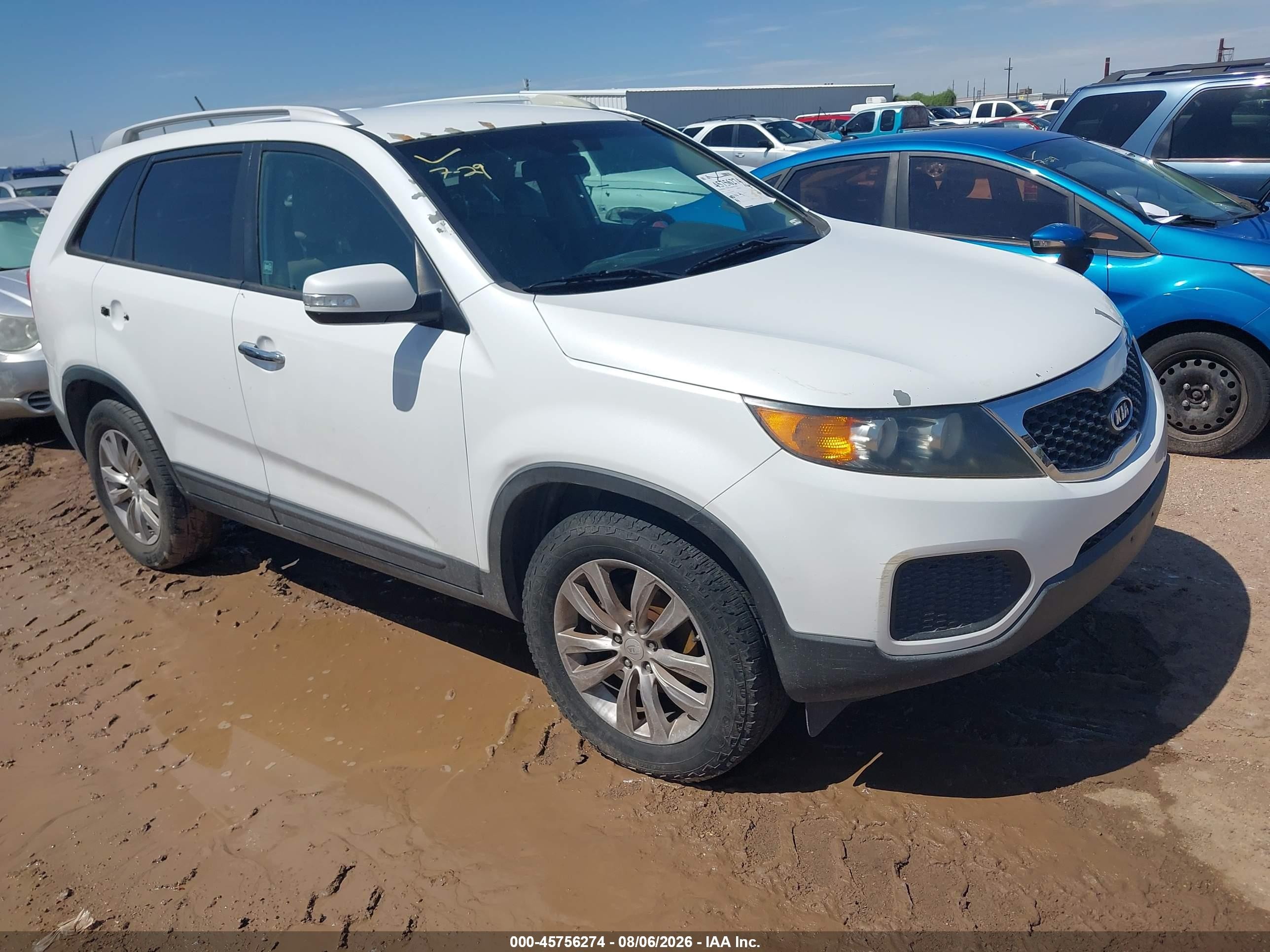 2011 Kia Sorento Lx V6 White vin: 5XYKT4A2XBG077897