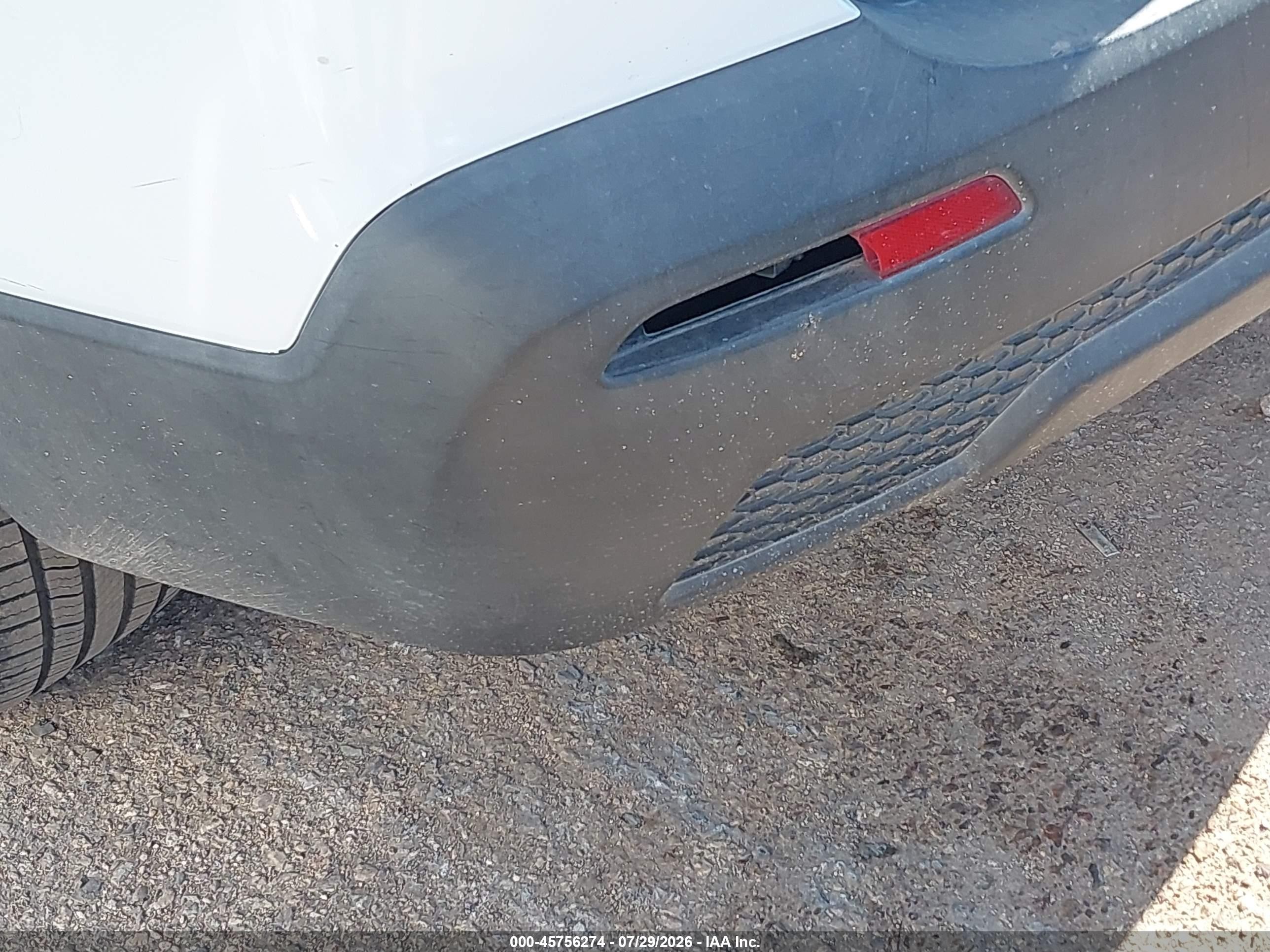 2011 Kia Sorento Lx V6 White vin: 5XYKT4A2XBG077897
