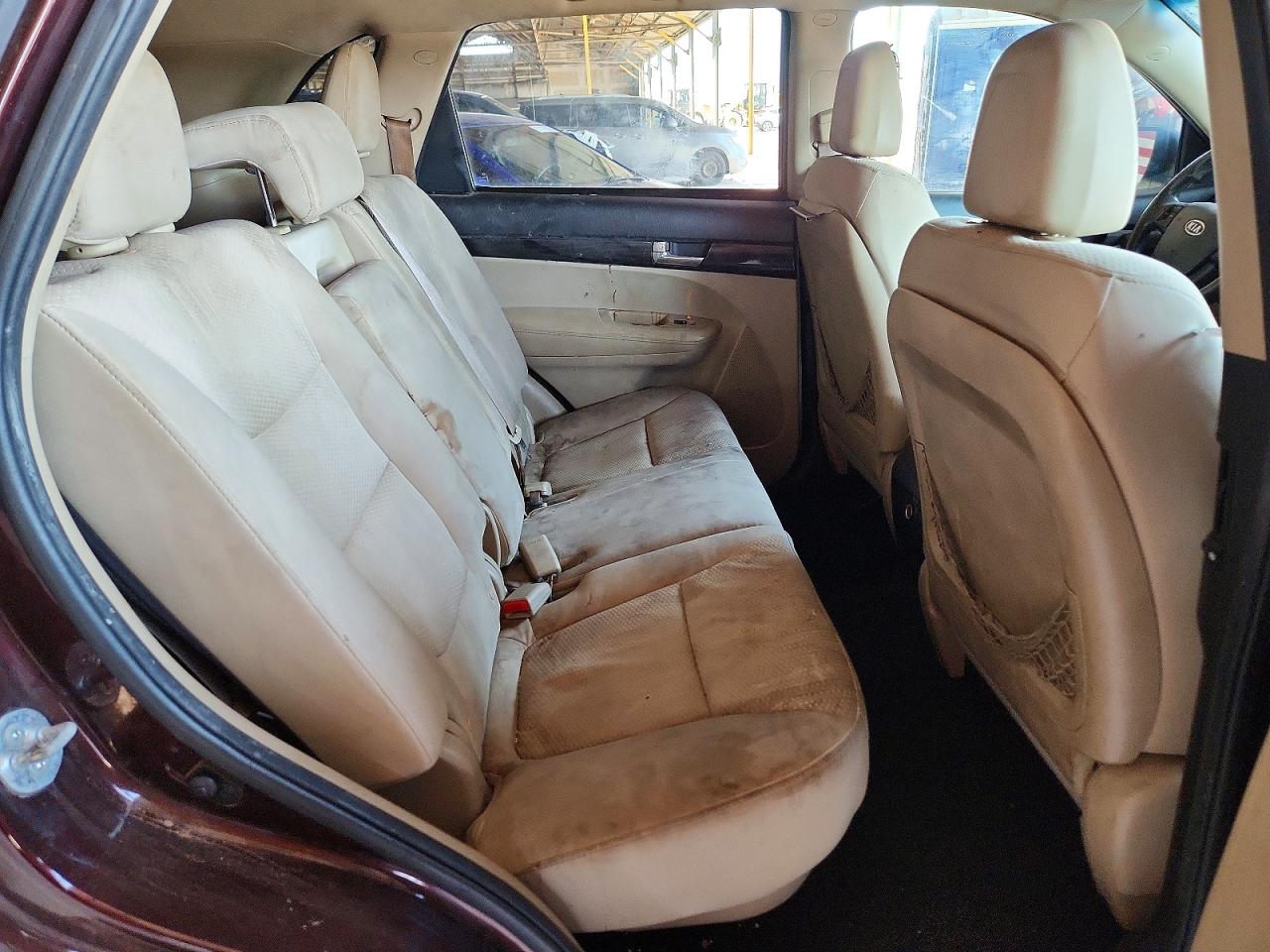 2012 Kia Sorento Lx Maroon vin: 5XYKT4A2XCG287434