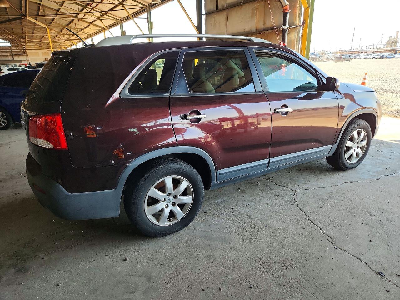 2012 Kia Sorento Lx Maroon vin: 5XYKT4A2XCG287434