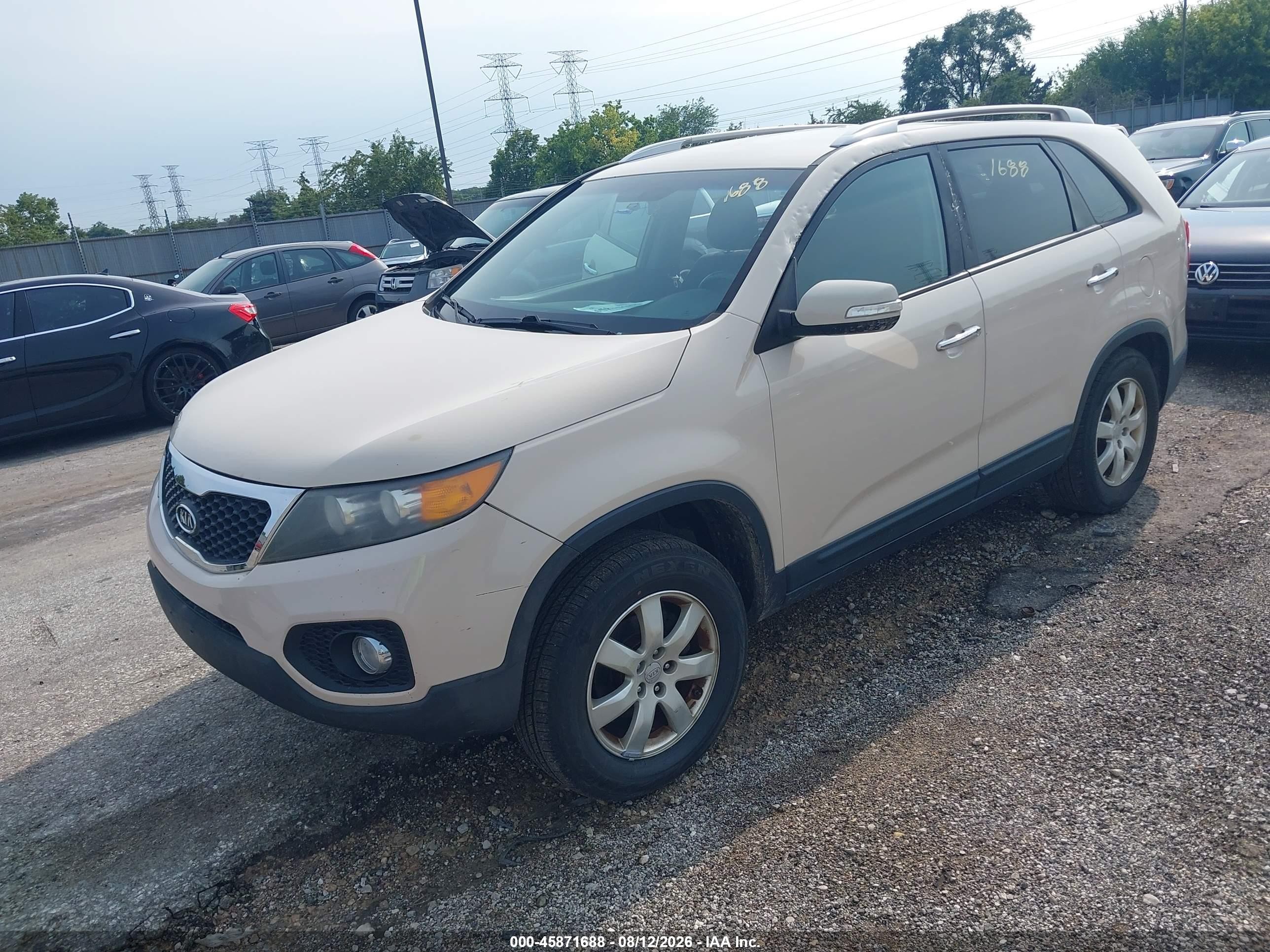 2012 Kia Sorento Lx White vin: 5XYKT4A60CG206010