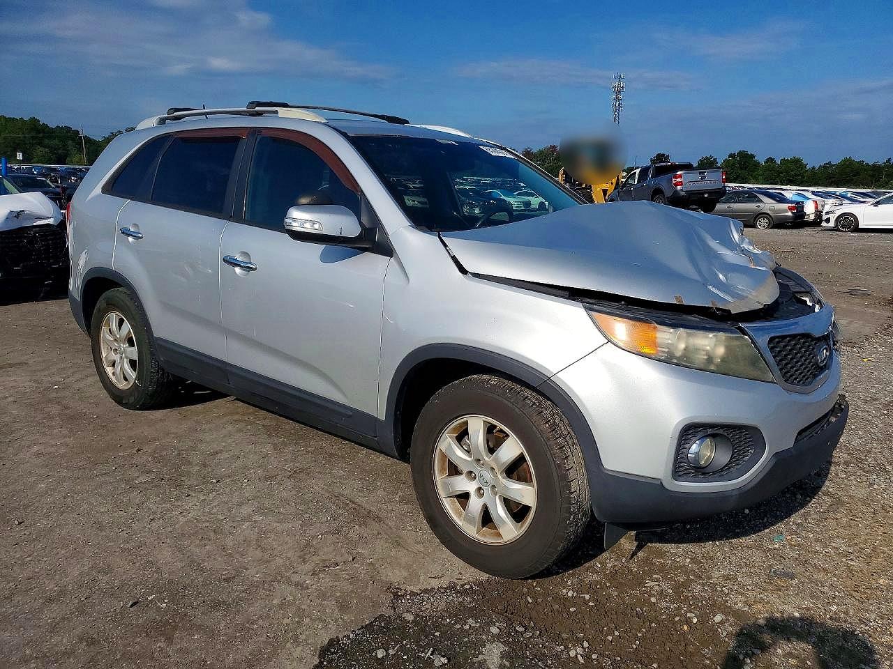 2012 Kia Sorento Lx Серебряный vin: 5XYKT4A60CG217329