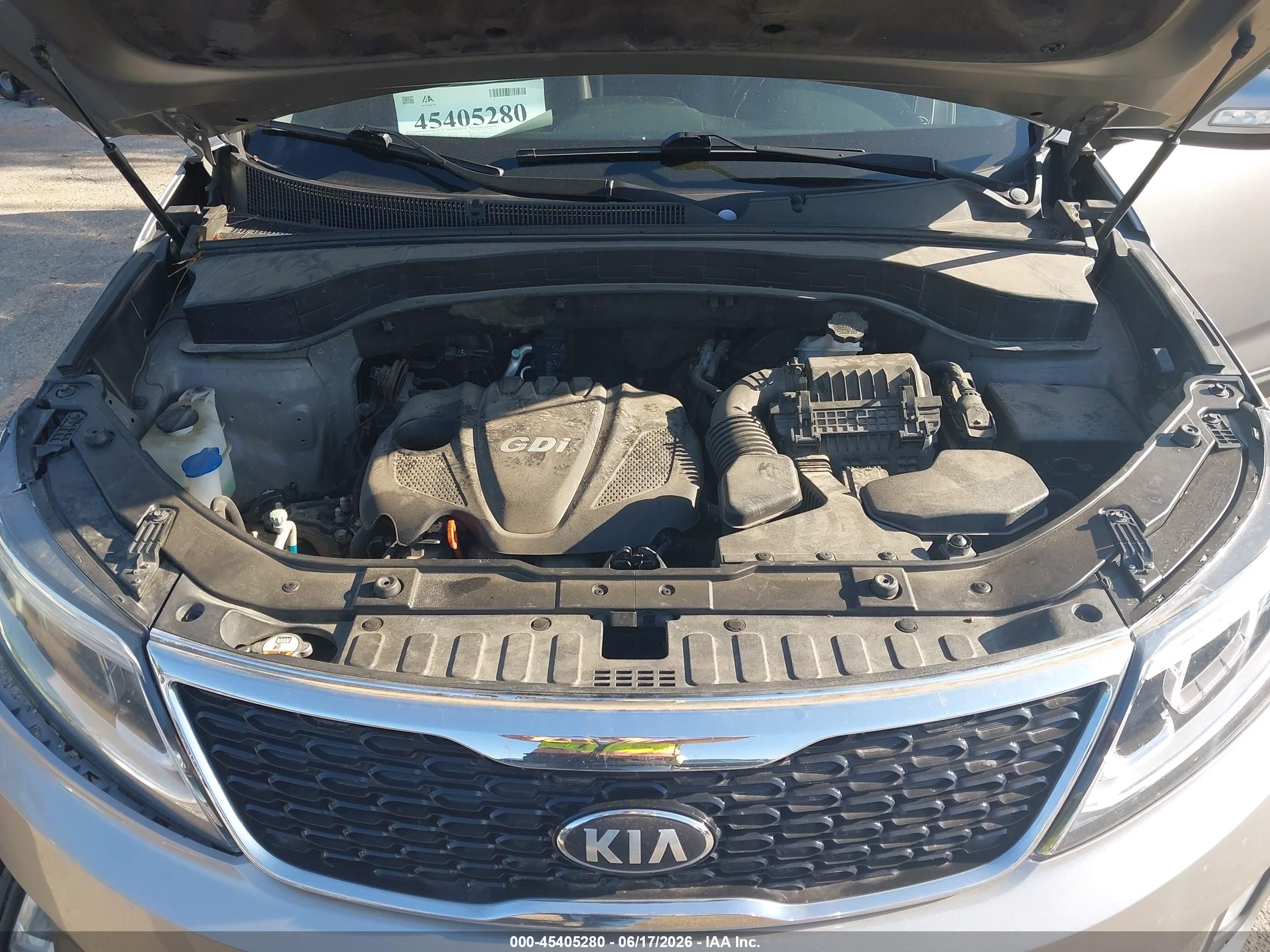 2014 Kia Sorento Lx Серый vin: 5XYKT4A60EG459833