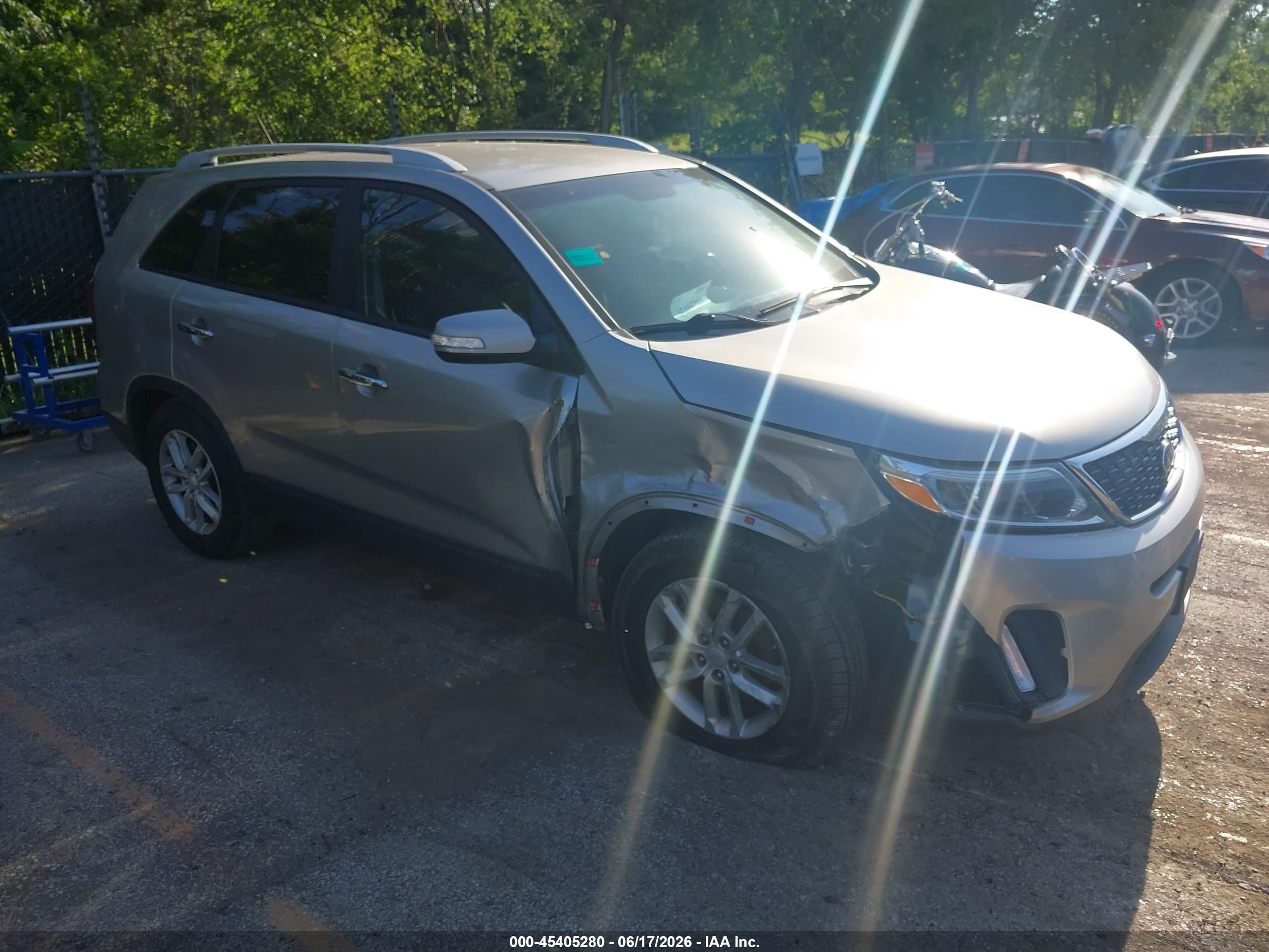 2014 Kia Sorento Lx Серый vin: 5XYKT4A60EG459833
