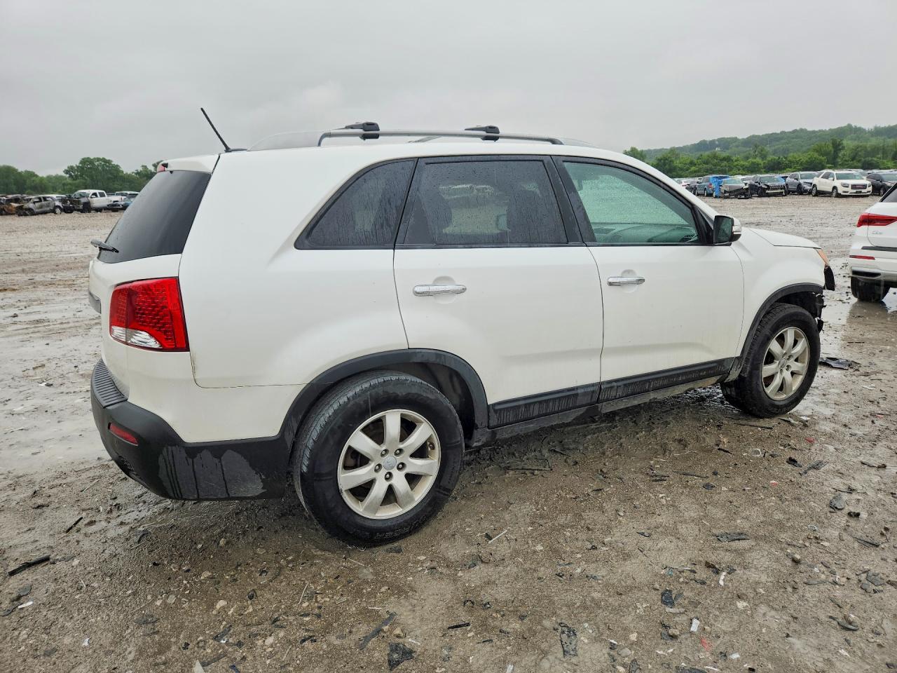 2012 Kia Sorento Lx White vin: 5XYKT4A61CG233359