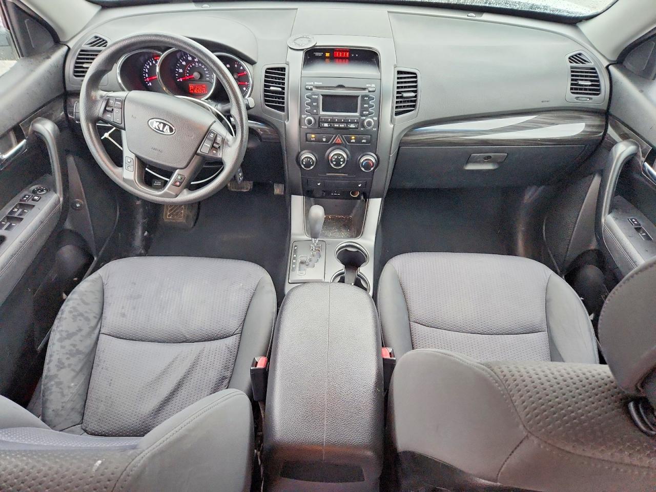 2012 Kia Sorento Lx White vin: 5XYKT4A61CG233359