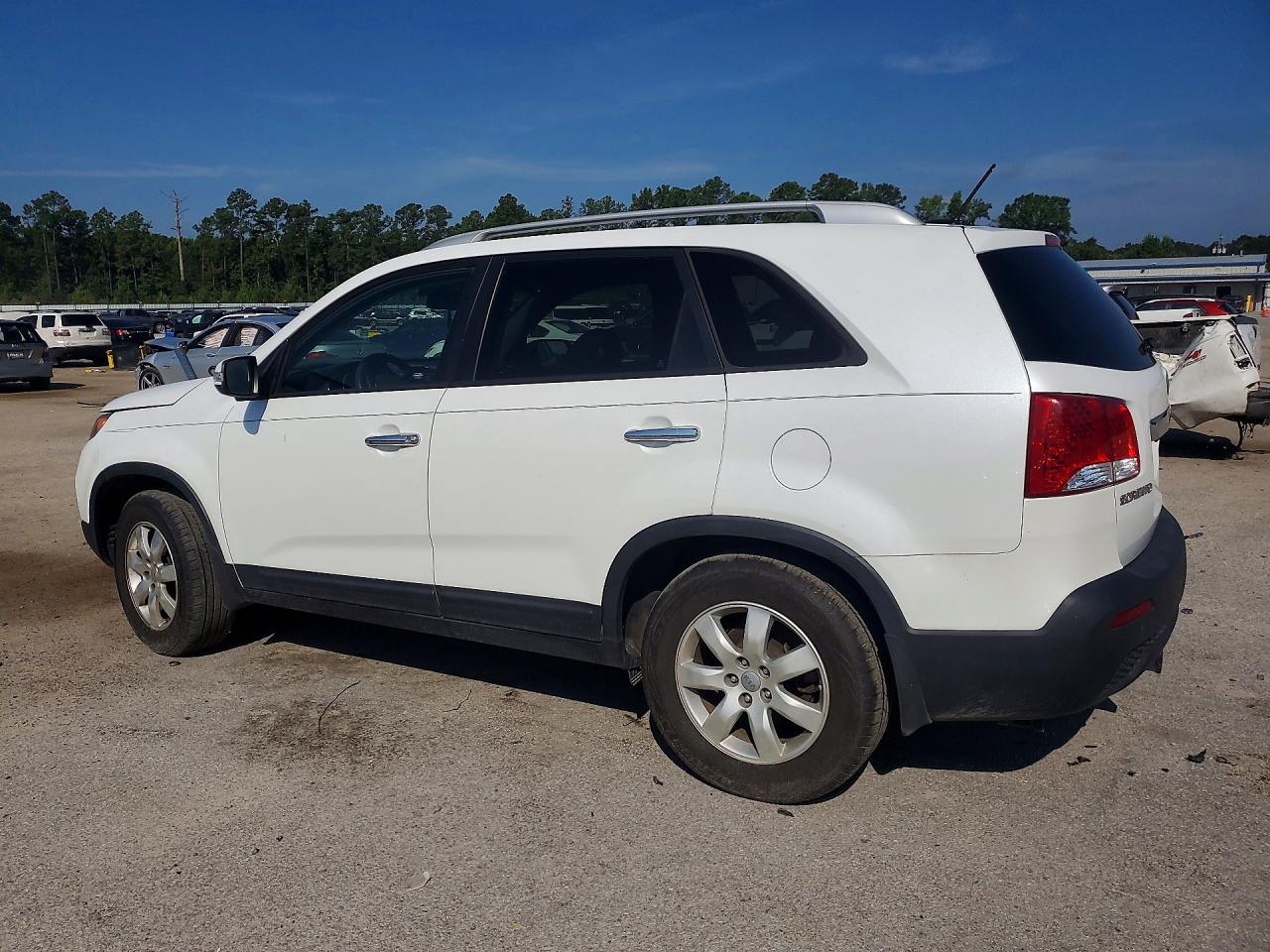 2013 Kia Sorento Lx White vin: 5XYKT4A61DG409943