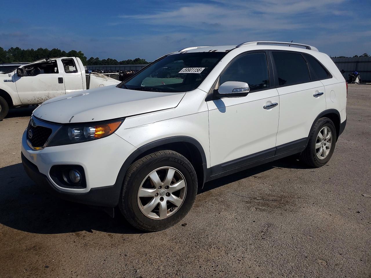 2013 Kia Sorento Lx White vin: 5XYKT4A61DG409943