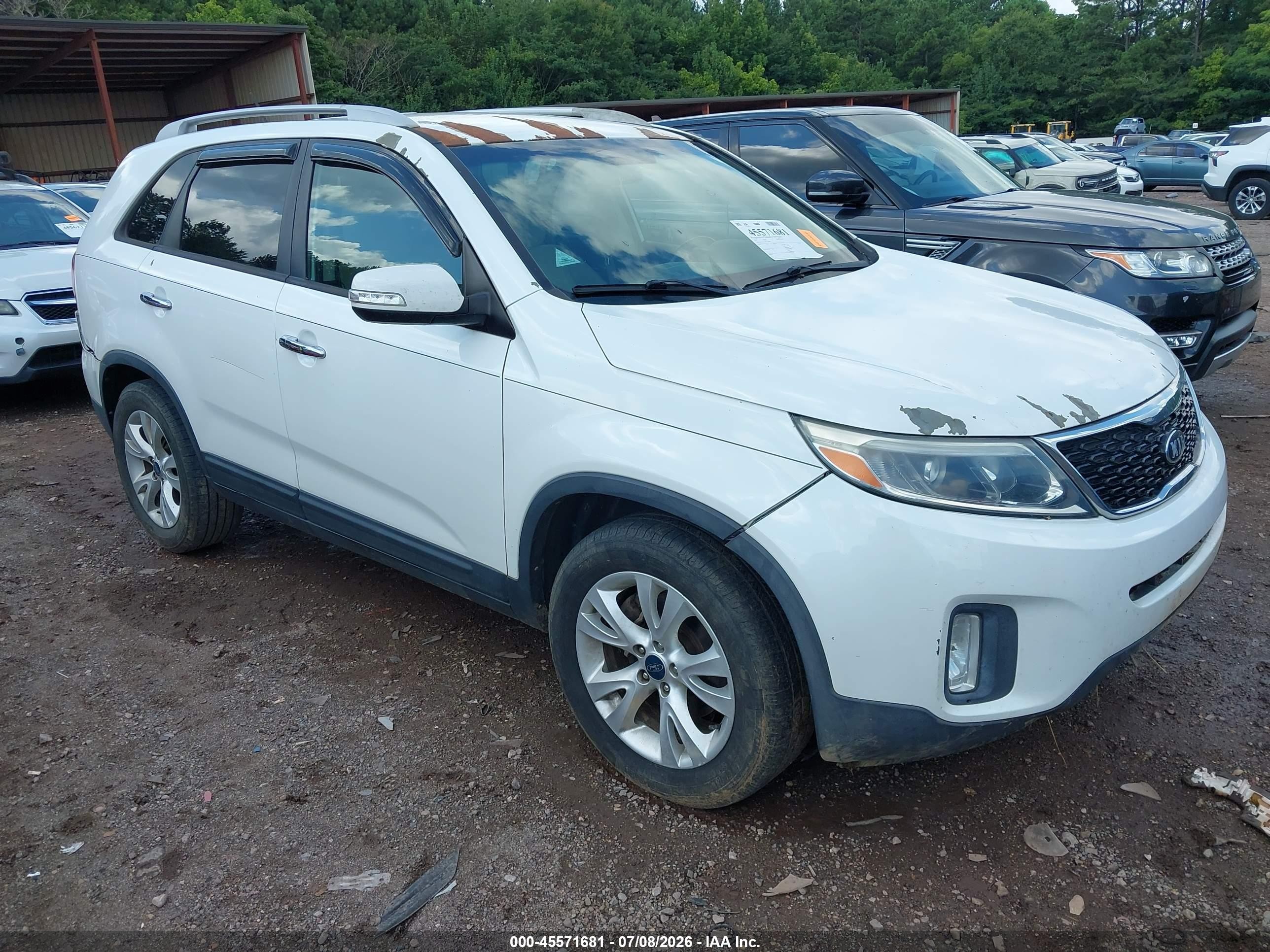 2015 Kia Sorento Lx Белый vin: 5XYKT4A61FG580999