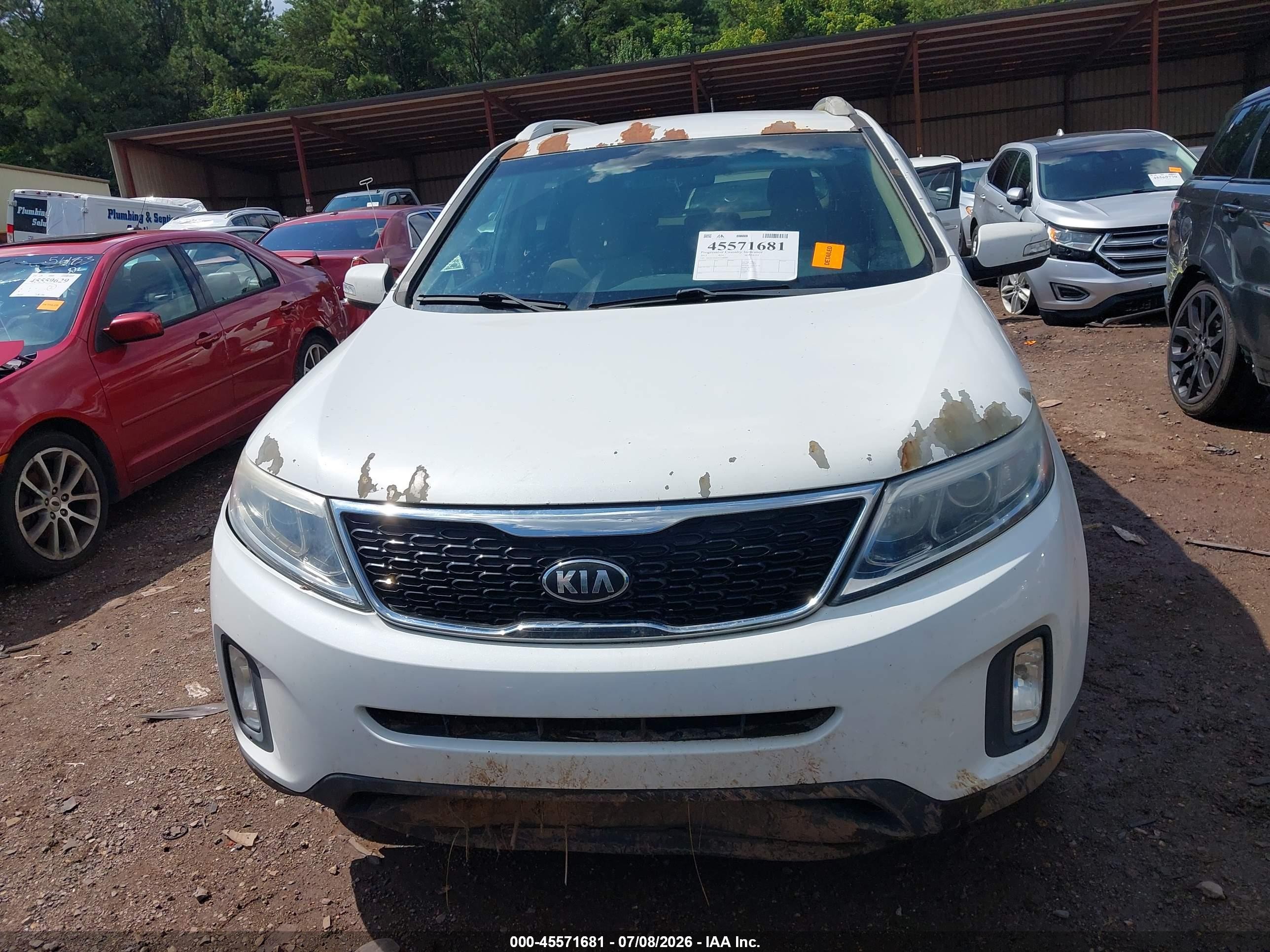 2015 Kia Sorento Lx Белый vin: 5XYKT4A61FG580999