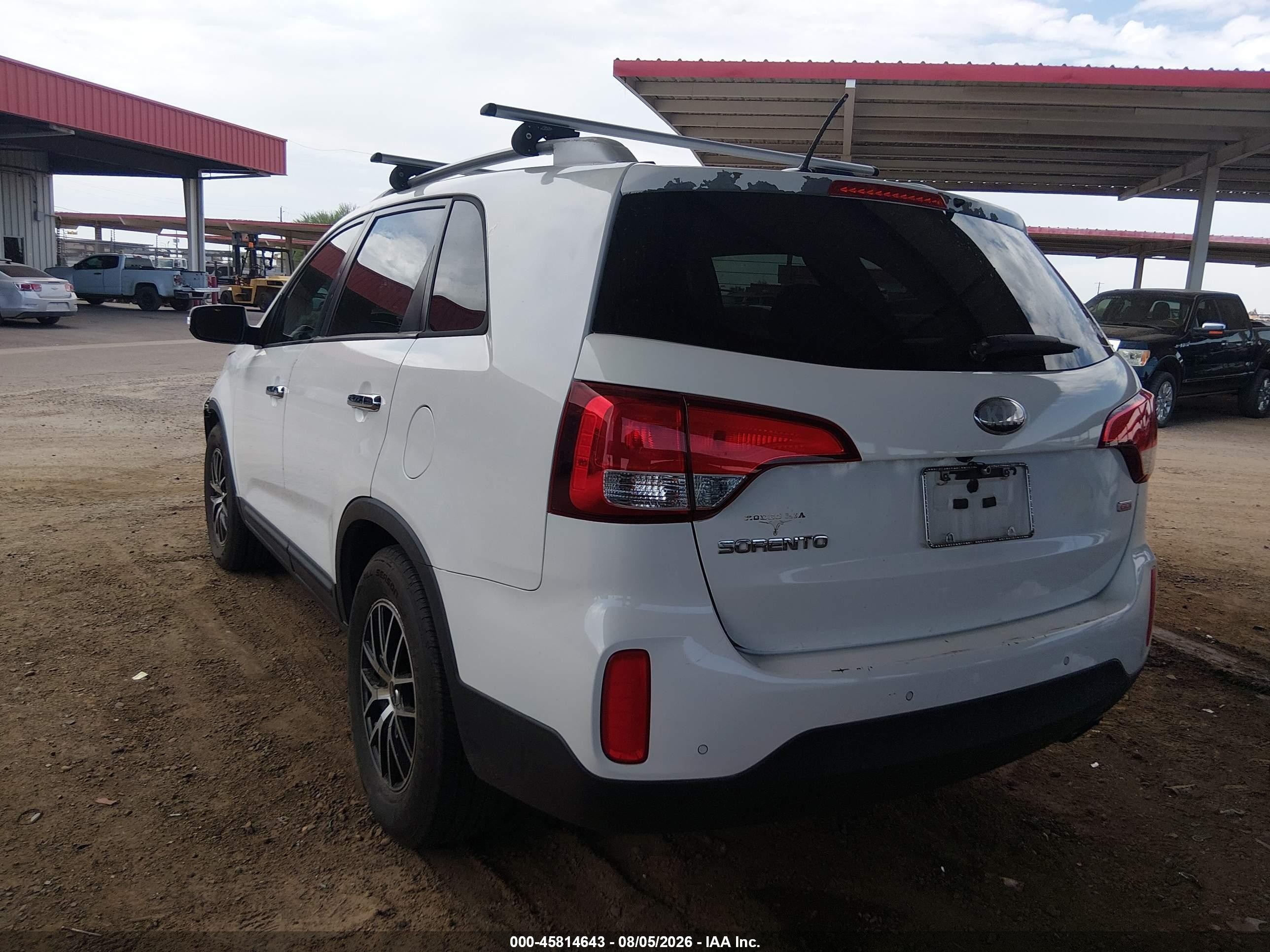 2014 Kia Sorento Lx White vin: 5XYKT4A62EG434075