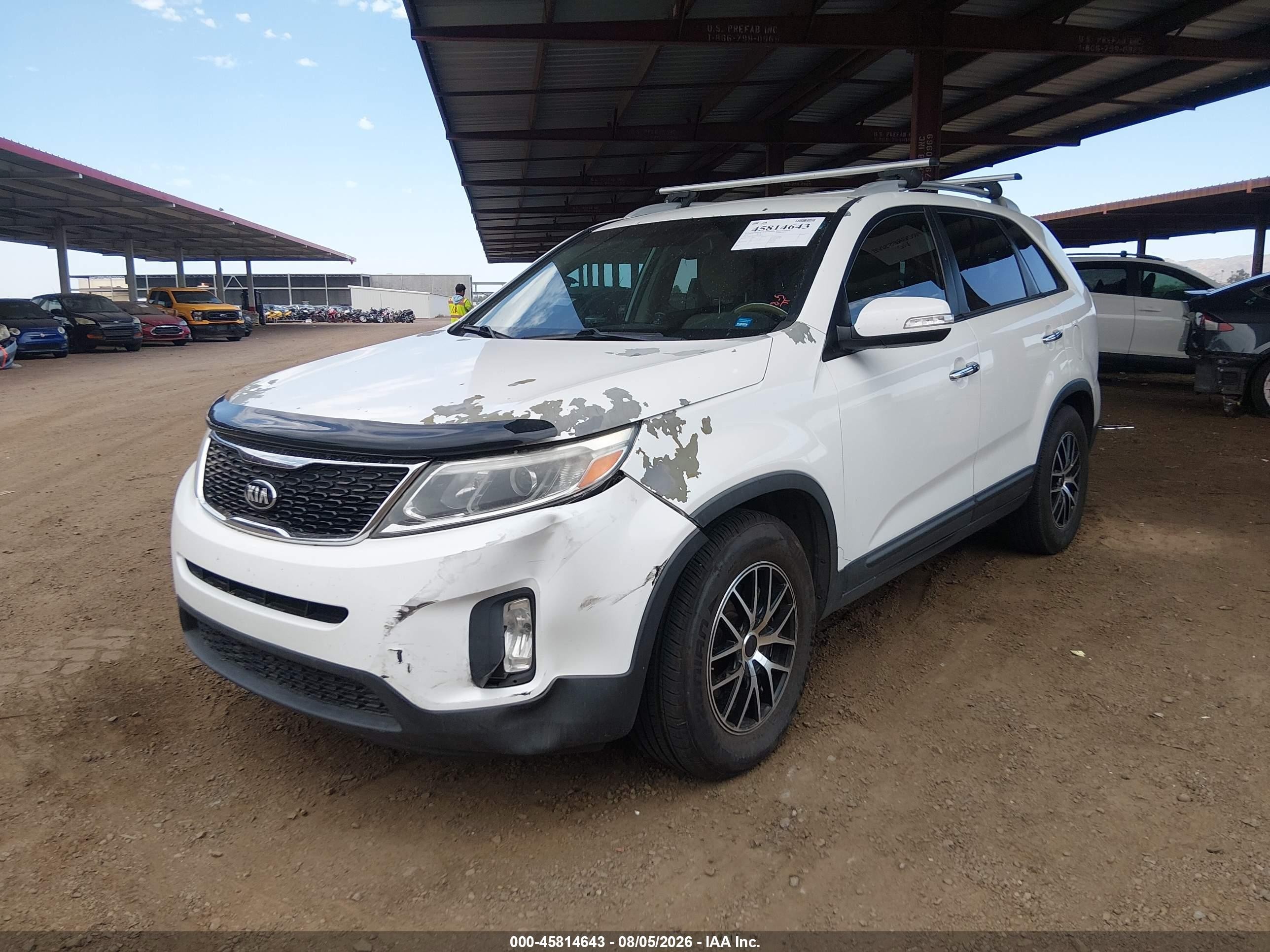 2014 Kia Sorento Lx White vin: 5XYKT4A62EG434075