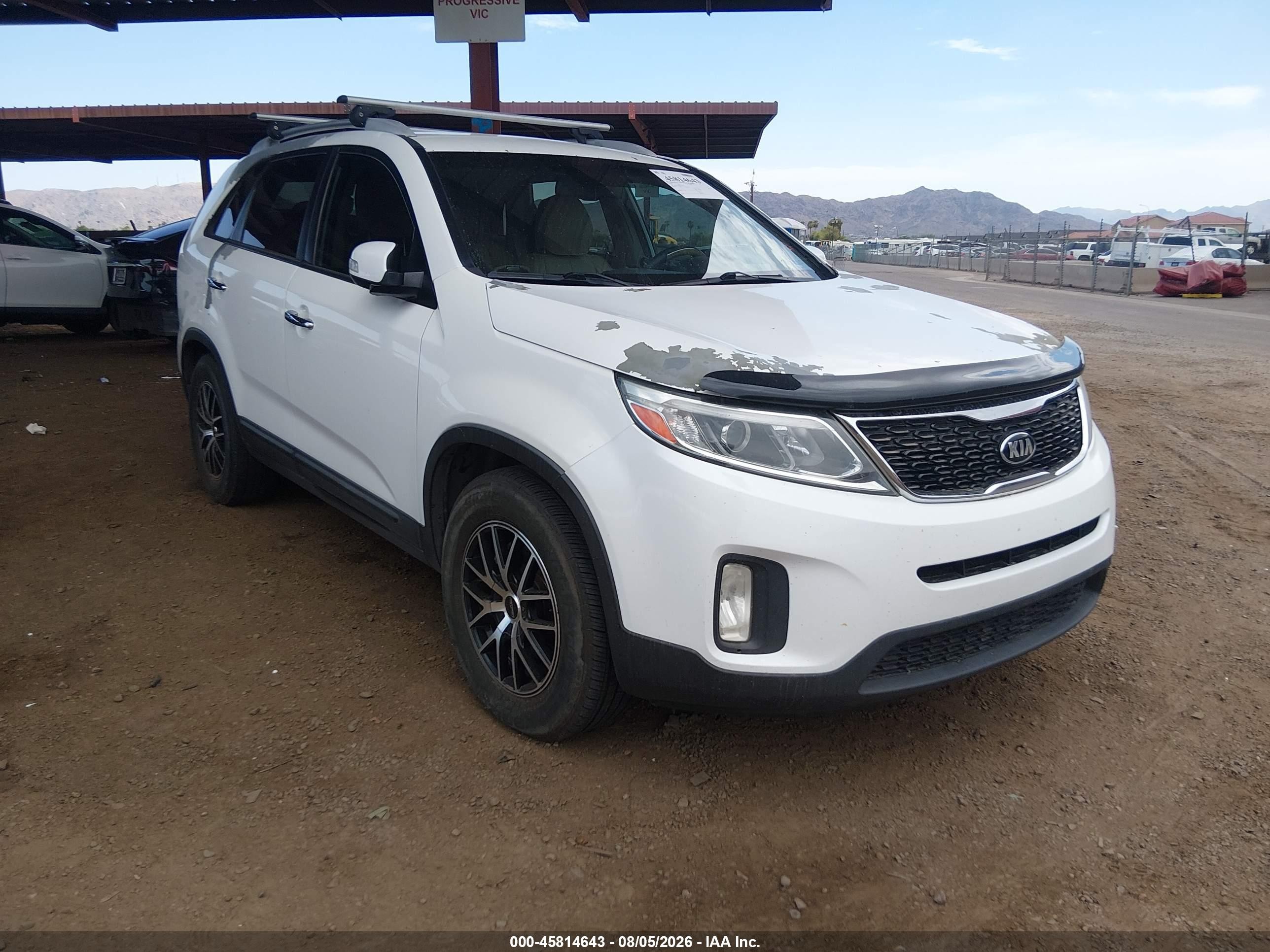 2014 Kia Sorento Lx White vin: 5XYKT4A62EG434075