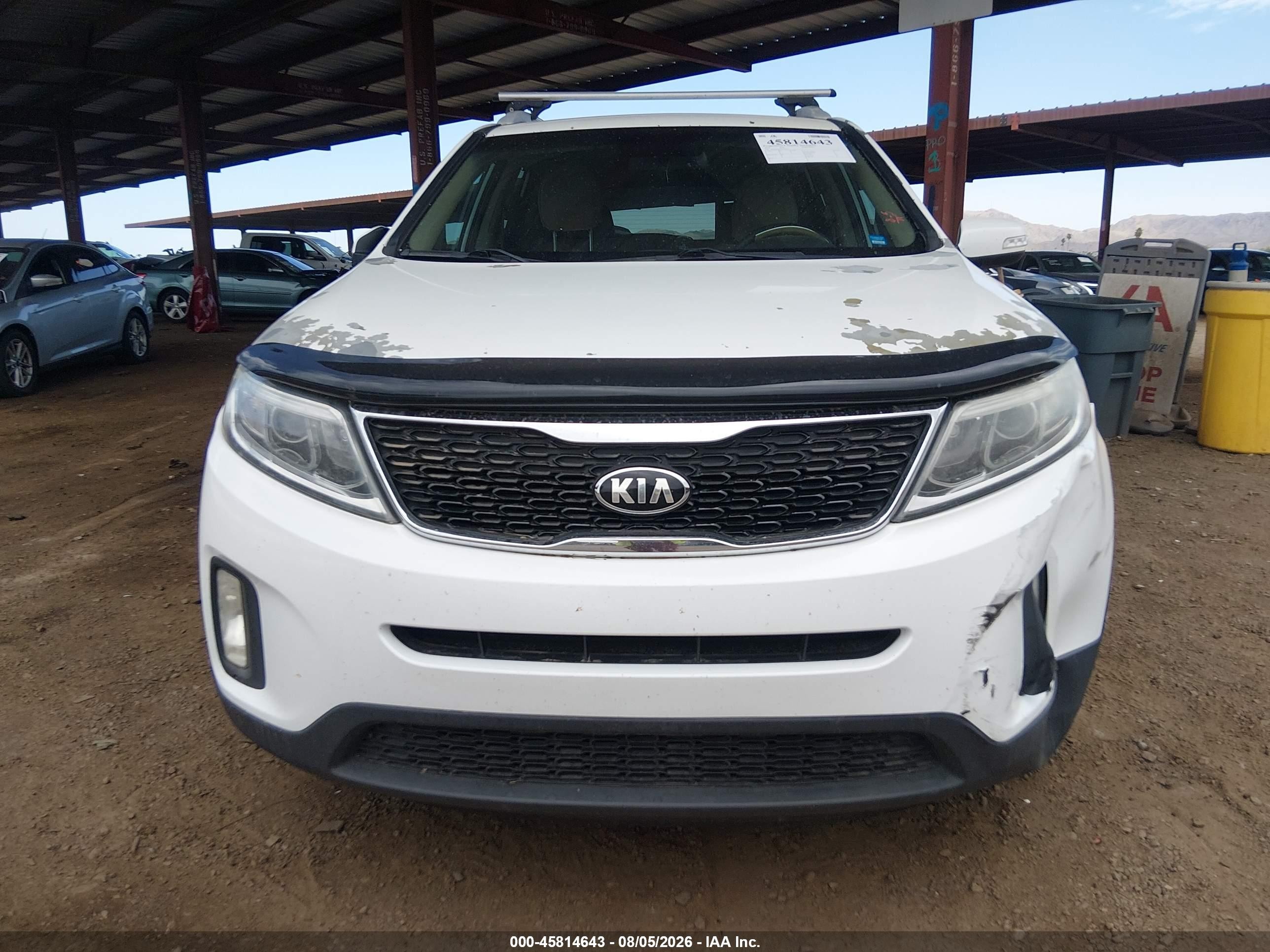 2014 Kia Sorento Lx White vin: 5XYKT4A62EG434075